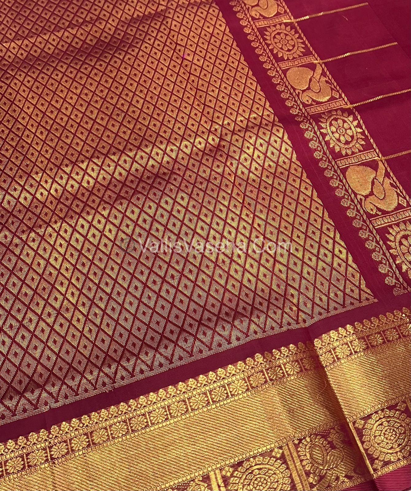 Pure Silk Cotton Saree - Mayil & Chakkaram Design - Maroon Shade- VVMC001