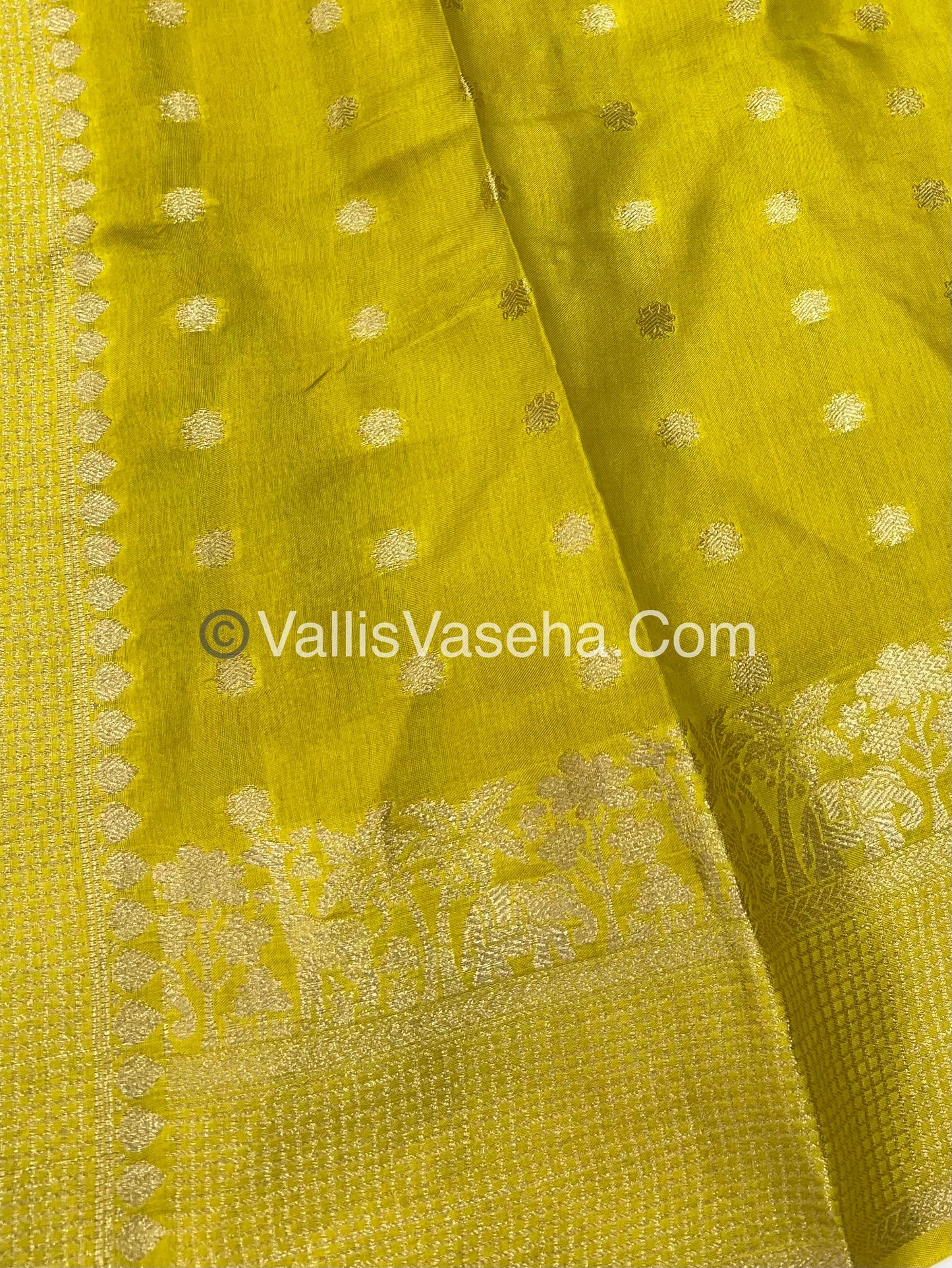 Russian Viscose - Premium Viscose Saree - VVRVS001