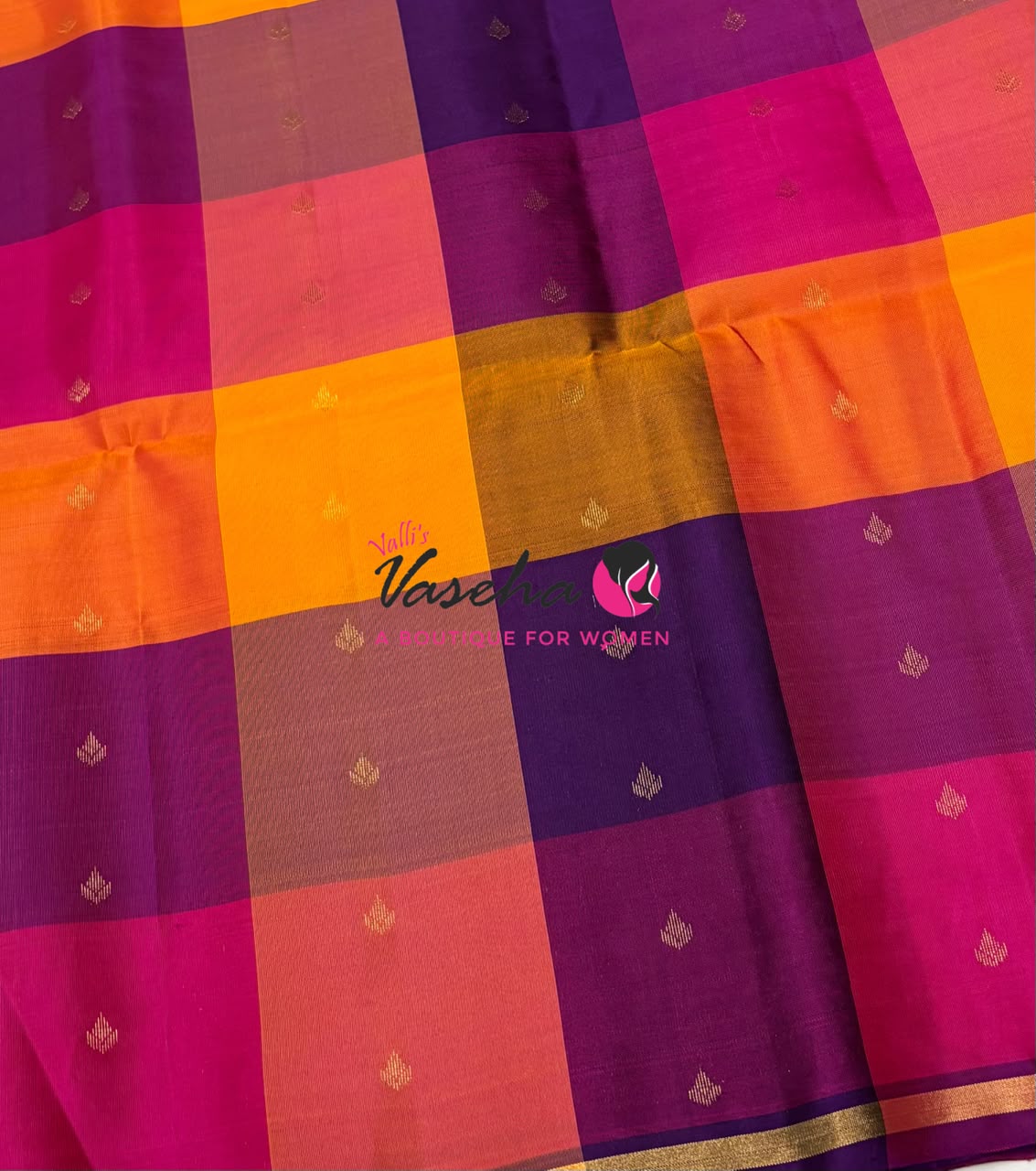 Pure Soft Silk Saree - Partly Pallu - Half & Half Saree - VVPSS088