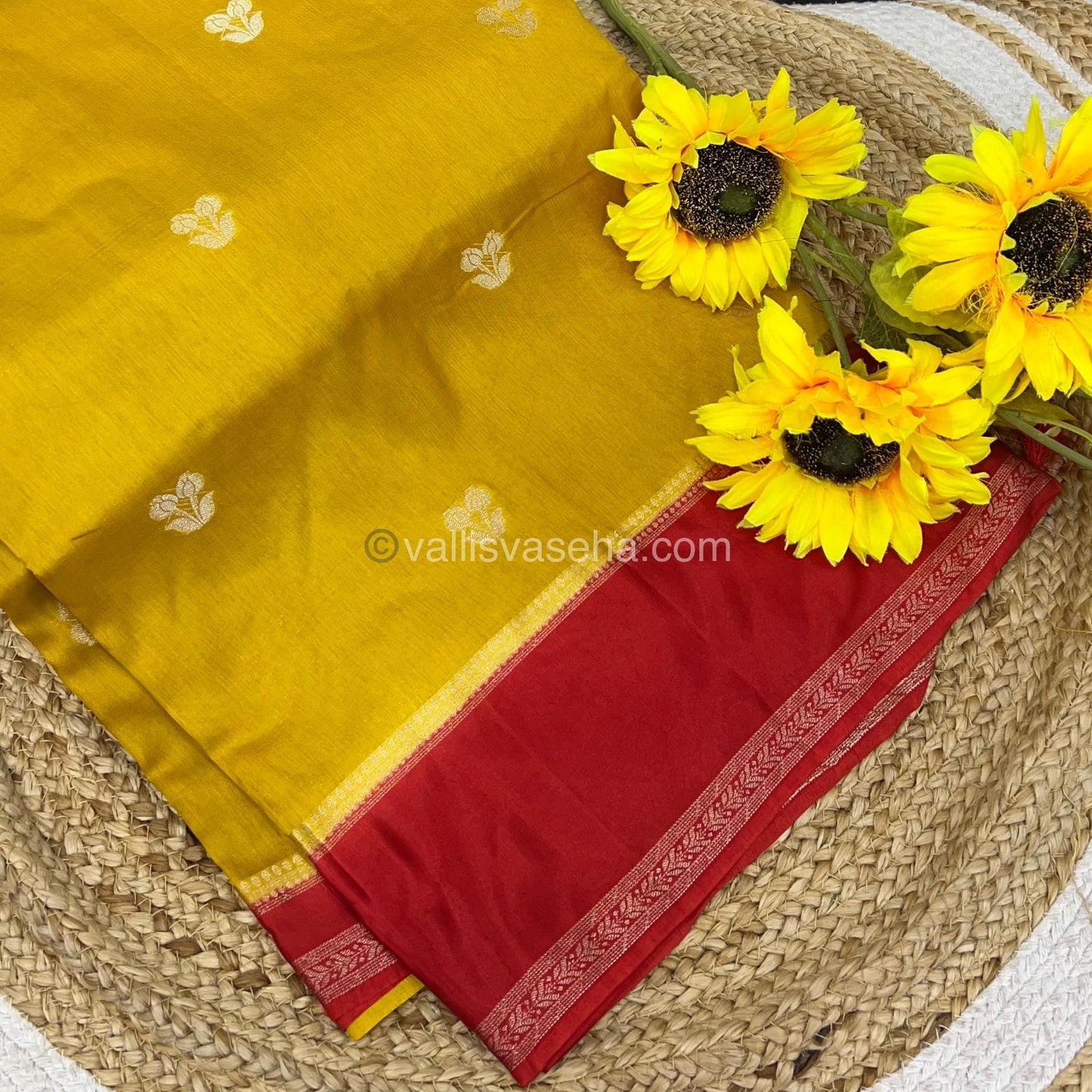 Russian Viscose - Premium Viscose Saree - Retta Petta Border- VVRVS002