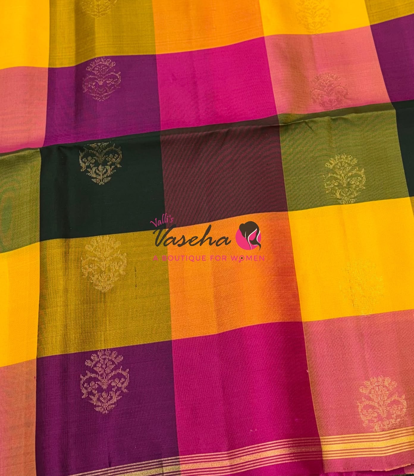 Pure Soft Silk Saree - Partly Pallu - Half & Half Saree - VVPSS088
