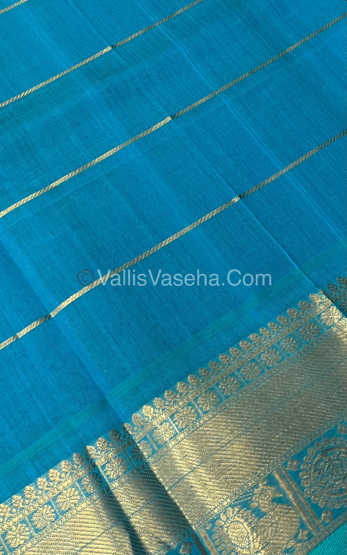Pure Silk Cotton Saree - Mayil & Chakkaram Design - Maroon With Turquoise Blue Shade - VVMC001