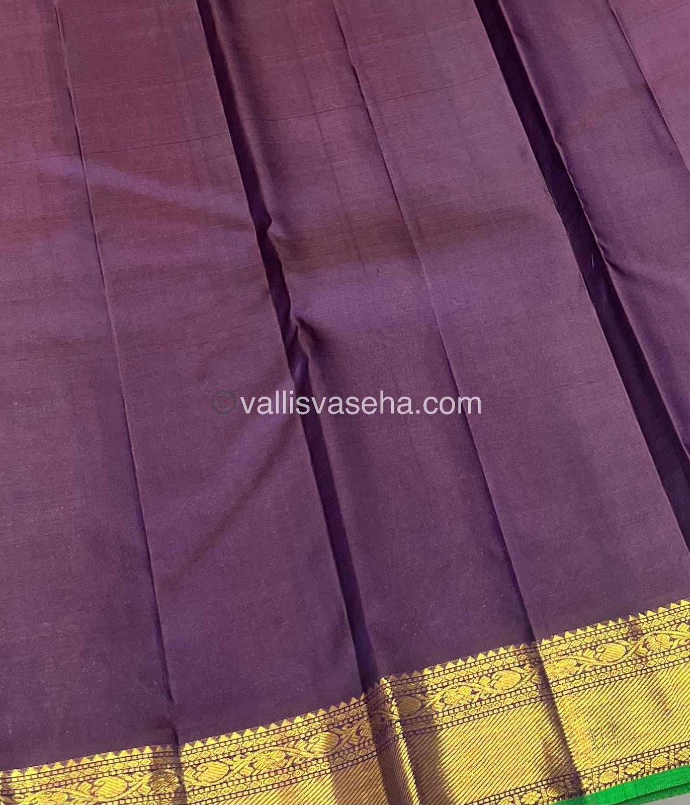 Pure Kanchipuram Silk Saree - Green & Wine/Green Combo - VVPS014