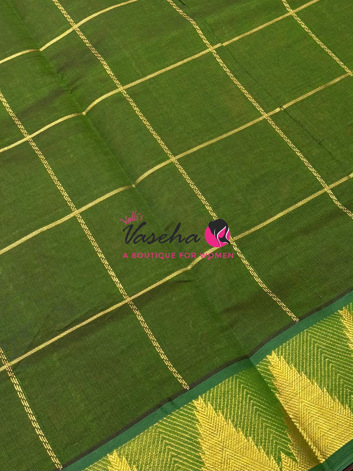 Semi Silk Cotton Saree - Checked Pattern with Butta - VVSSC012
