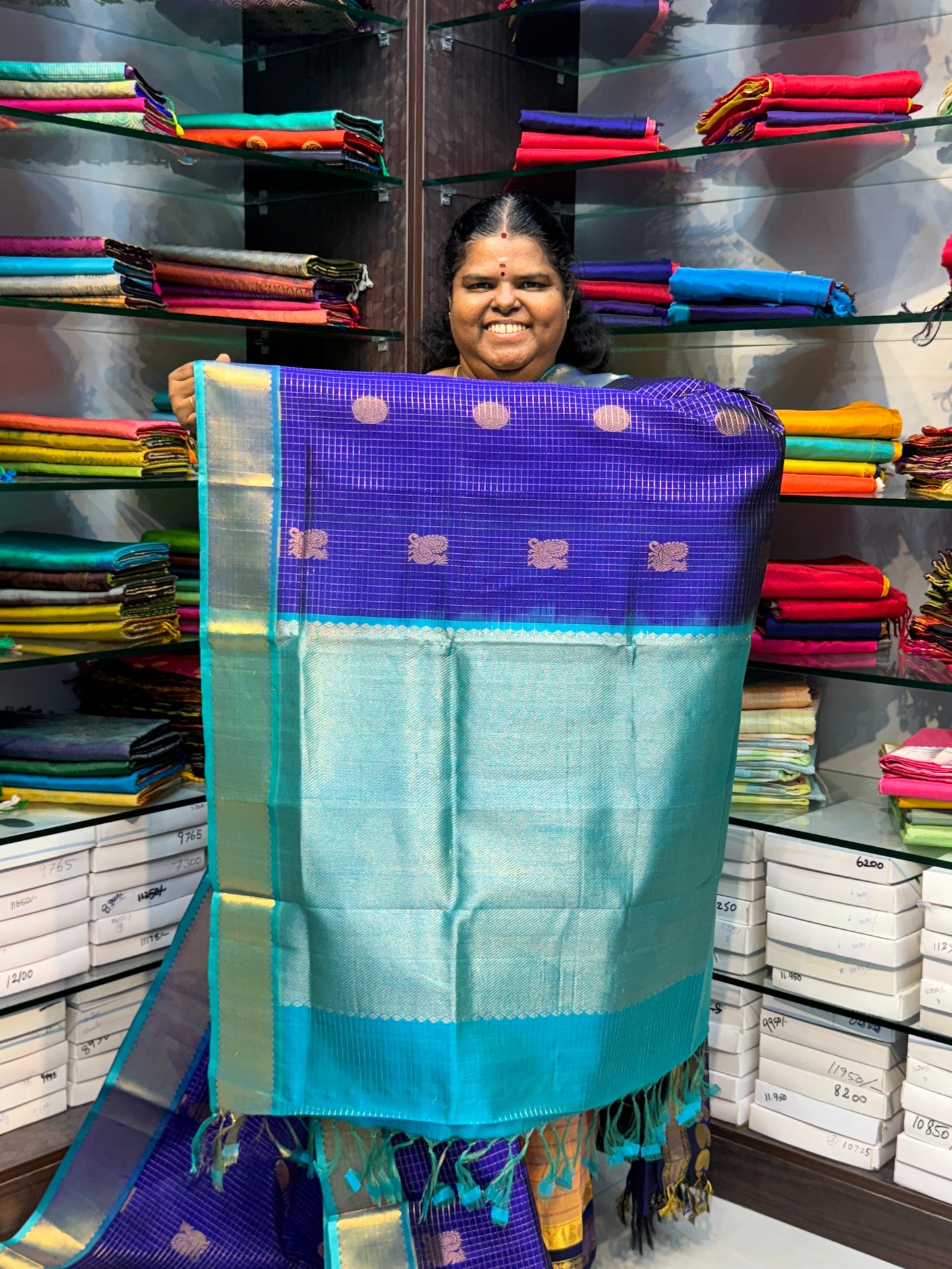 Pure Silk Cotton Saree - Mayil & Chakkaram Design - Blue with Turquoise Blue Combo - VVMC002