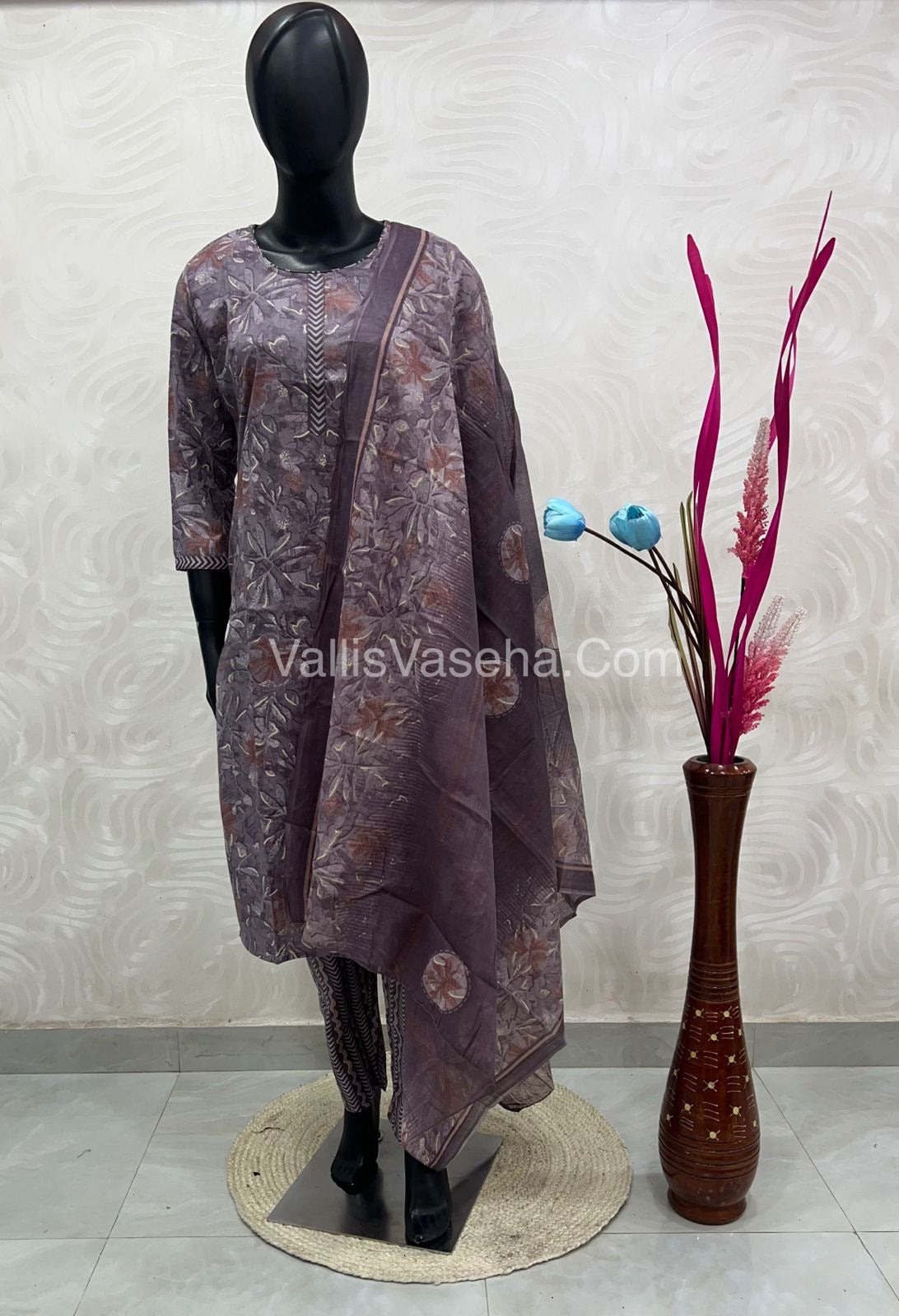 Ready Made - Salwar, Kameez & Duppatta(3pc) - Printed - VVRBS002
