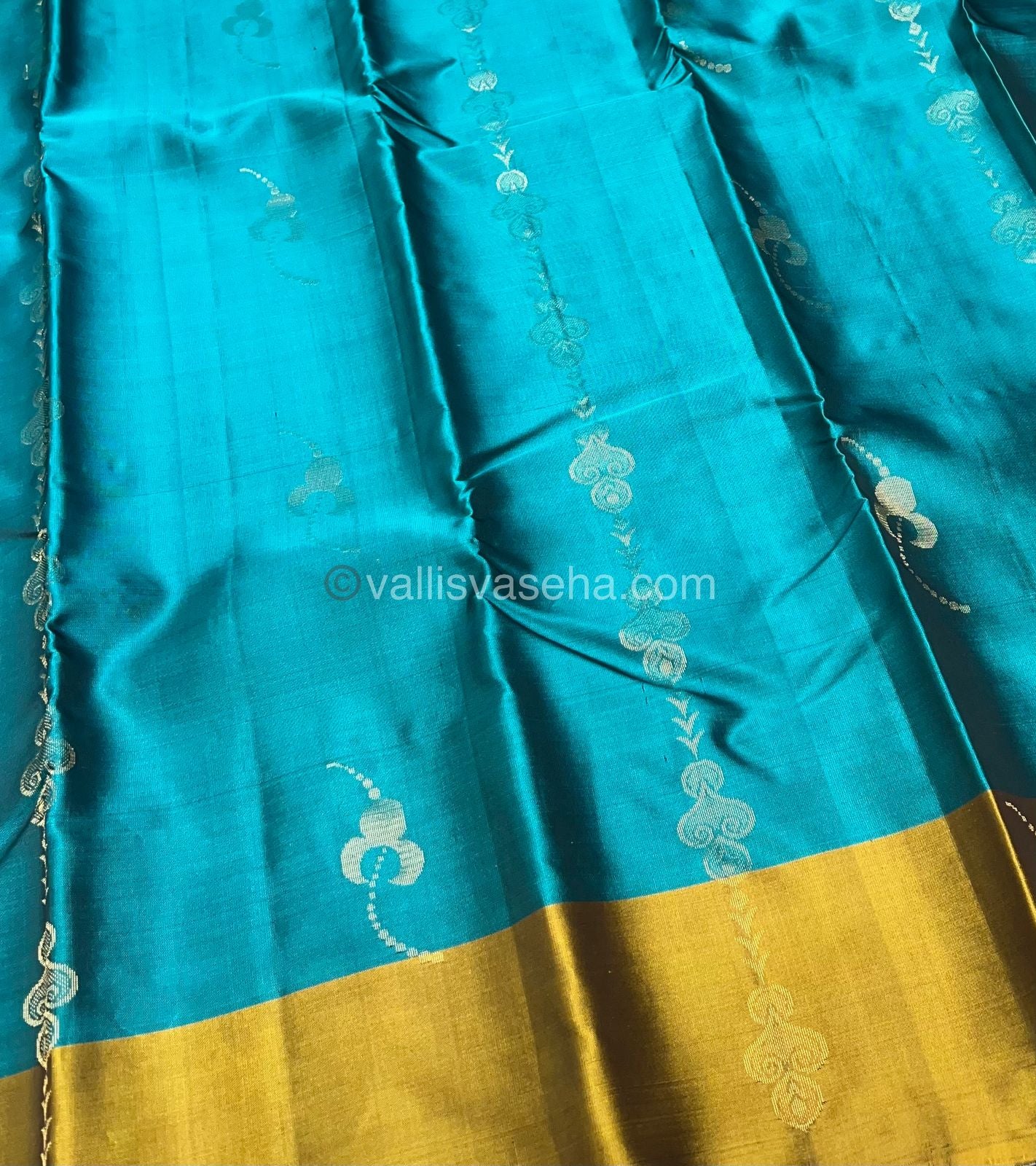 Half Mix - Pure Soft Silk Saree - VVPSS030