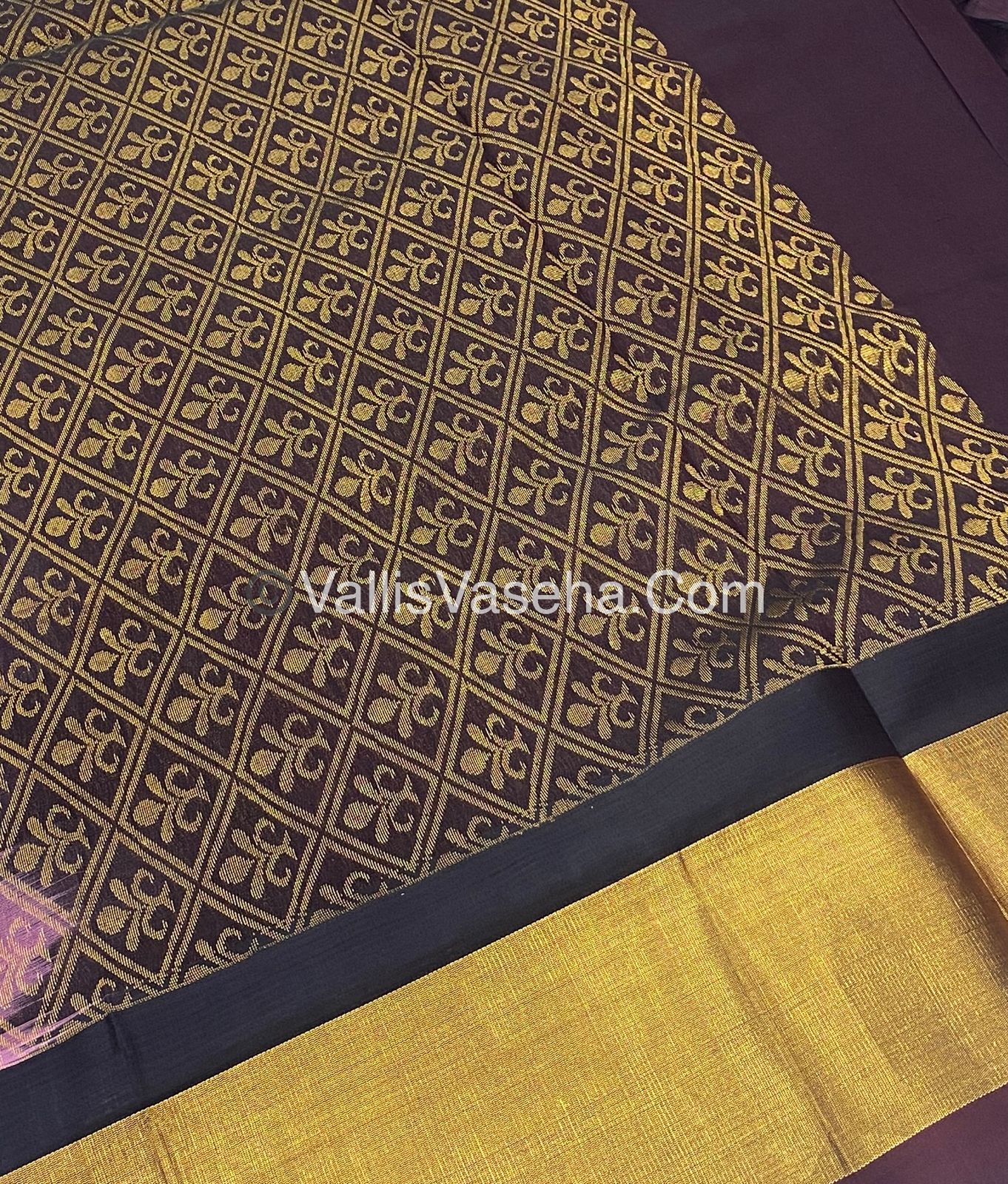 Pure Korvai Silk Cotton Saree - Temple border - VVKSC001