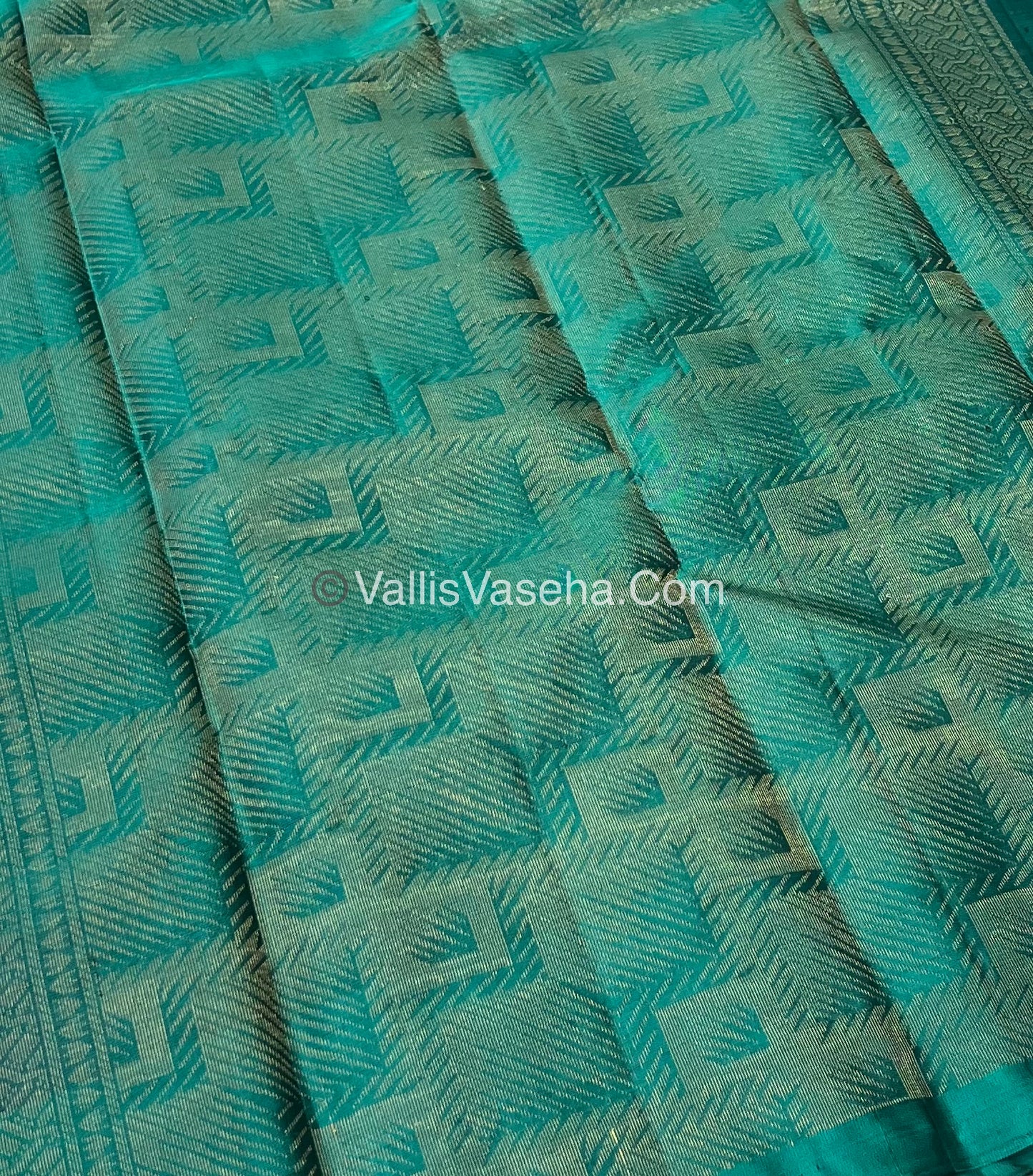 Half Mix - Pure Soft Silk Saree - VVPSS030