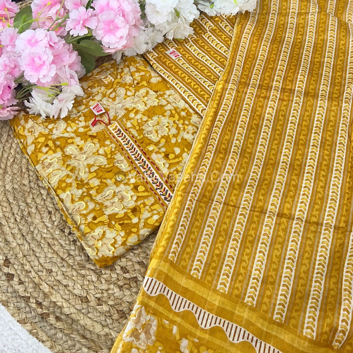 Ready Made - Anarkali - Salwar, Kameez & Duppatta(3pc)- Printed Cotton - VVAS005