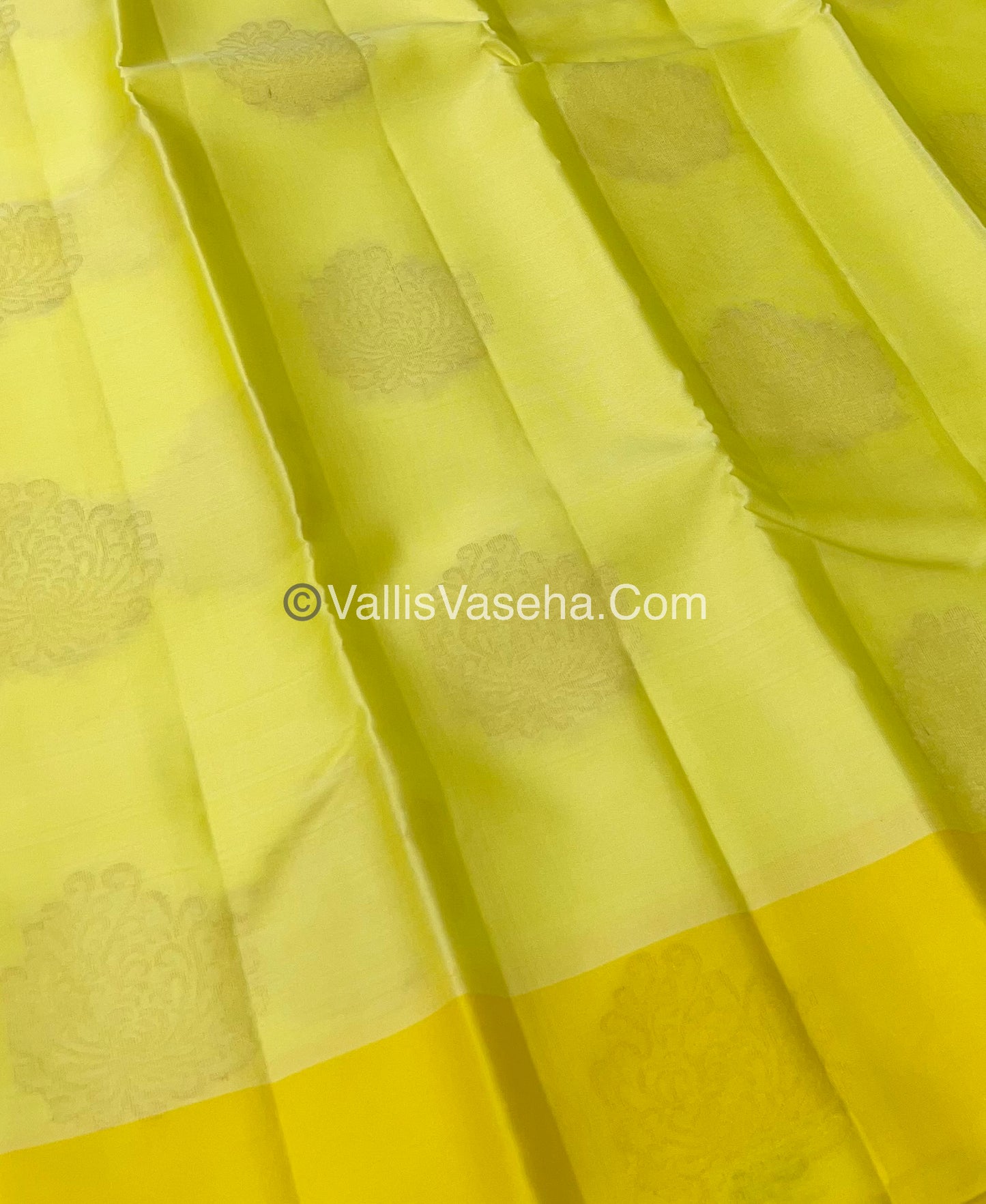 Half Mix - Pure Soft Silk Saree - VVPSS030