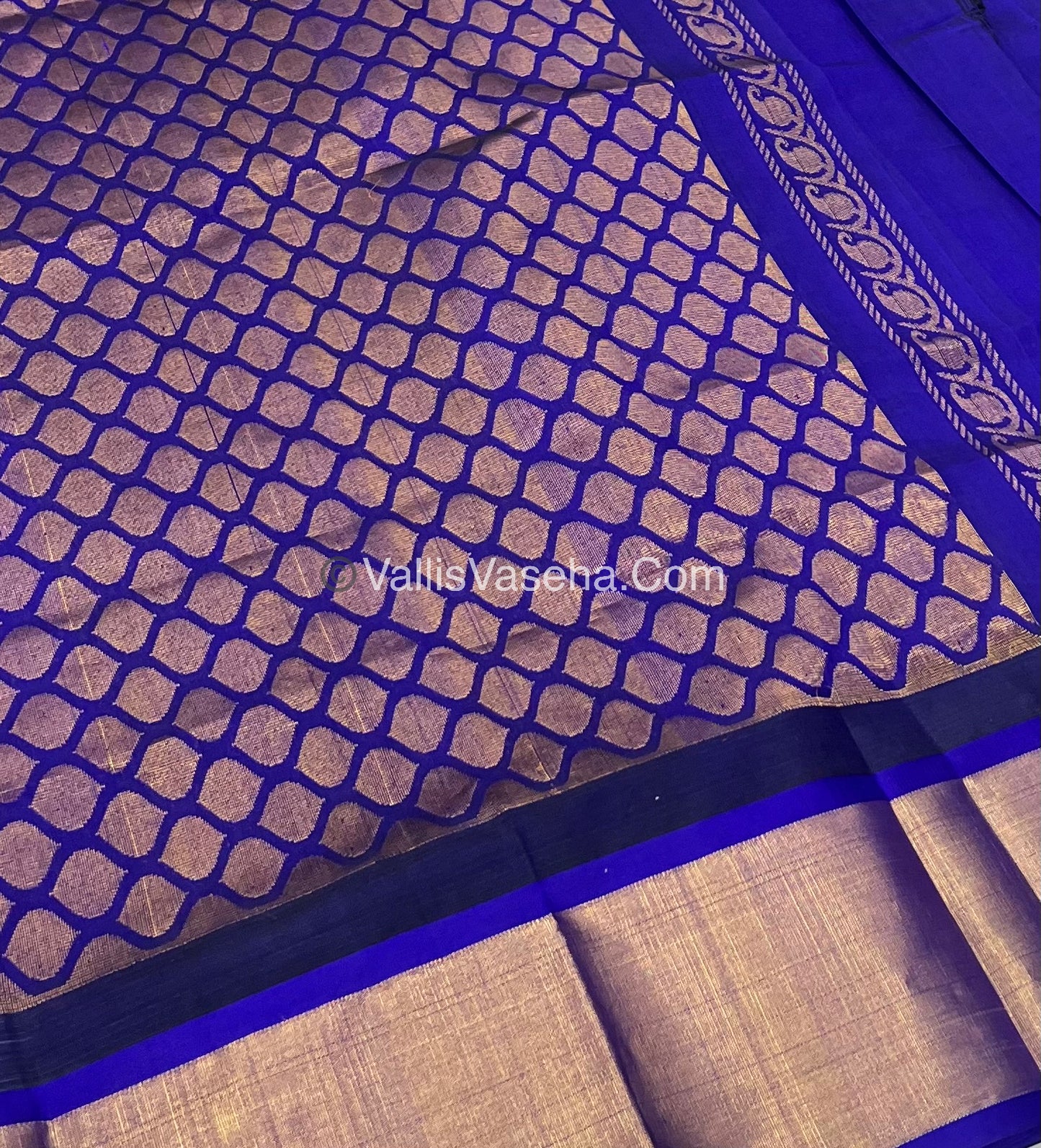 Pure Korvai Silk Cotton Saree - Cream With Blue Shade Temple border - VVKSC001