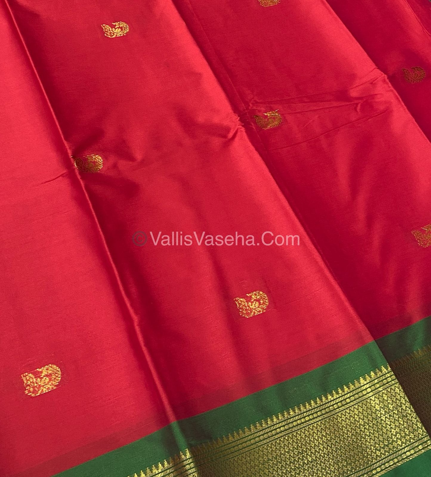 Semi Silk -  Red with Green  Combo VVSS001