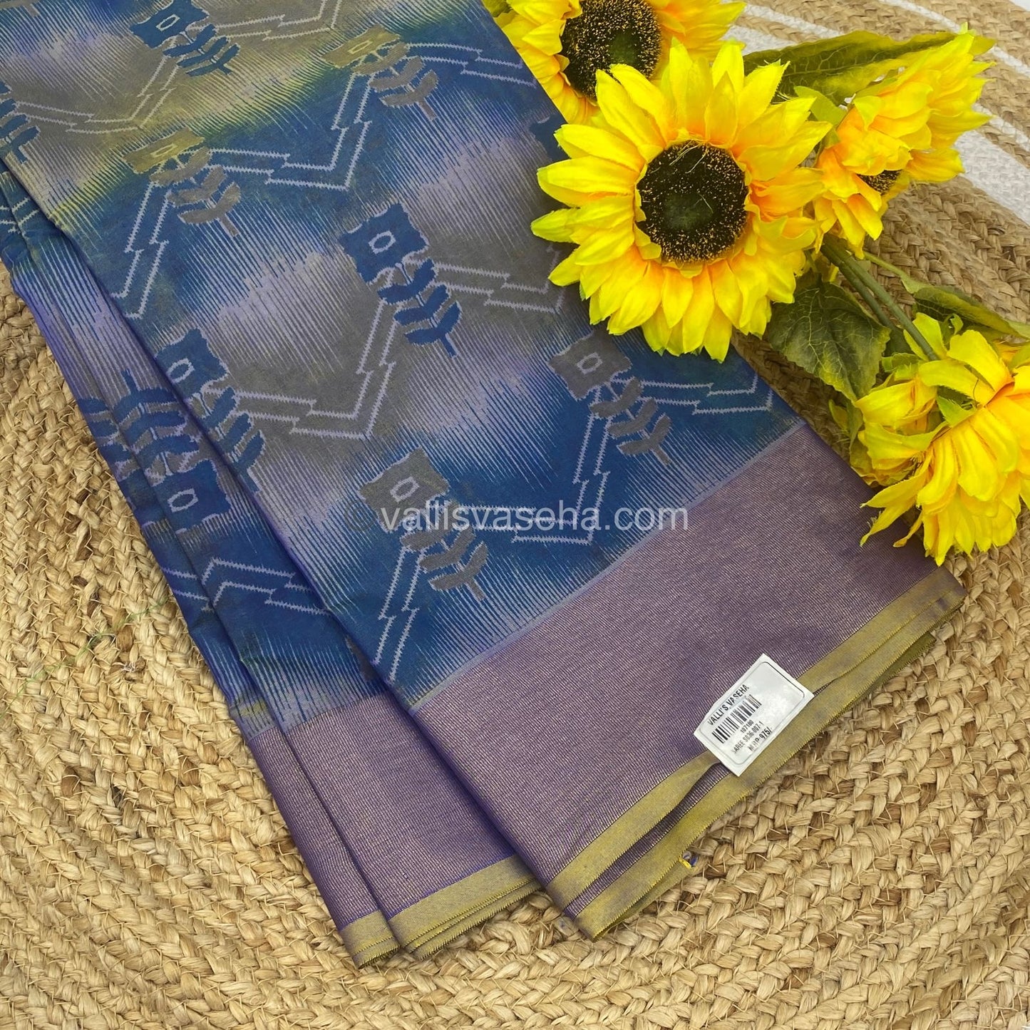 Banarasi - Semi Soft Silk Saree - VVMCS001