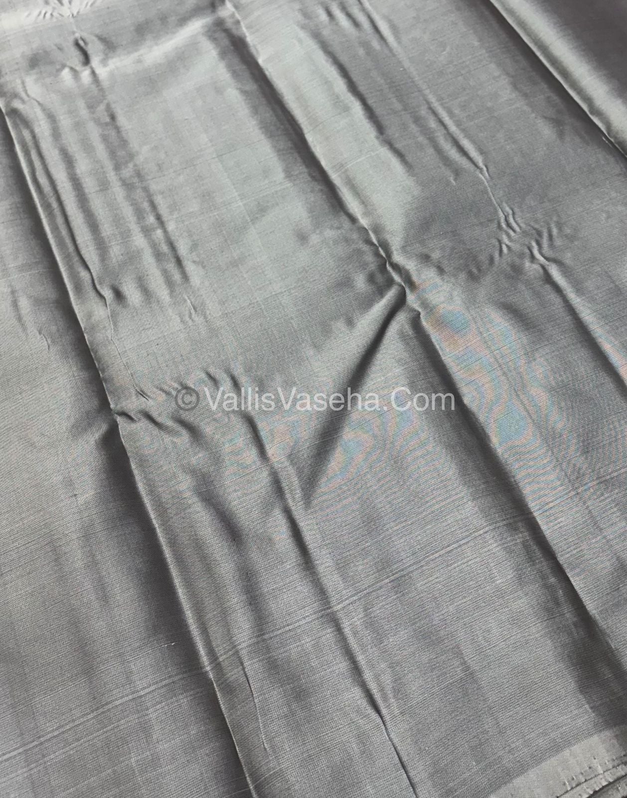 Half Mix - Pure Soft Silk Saree - VVPSS054