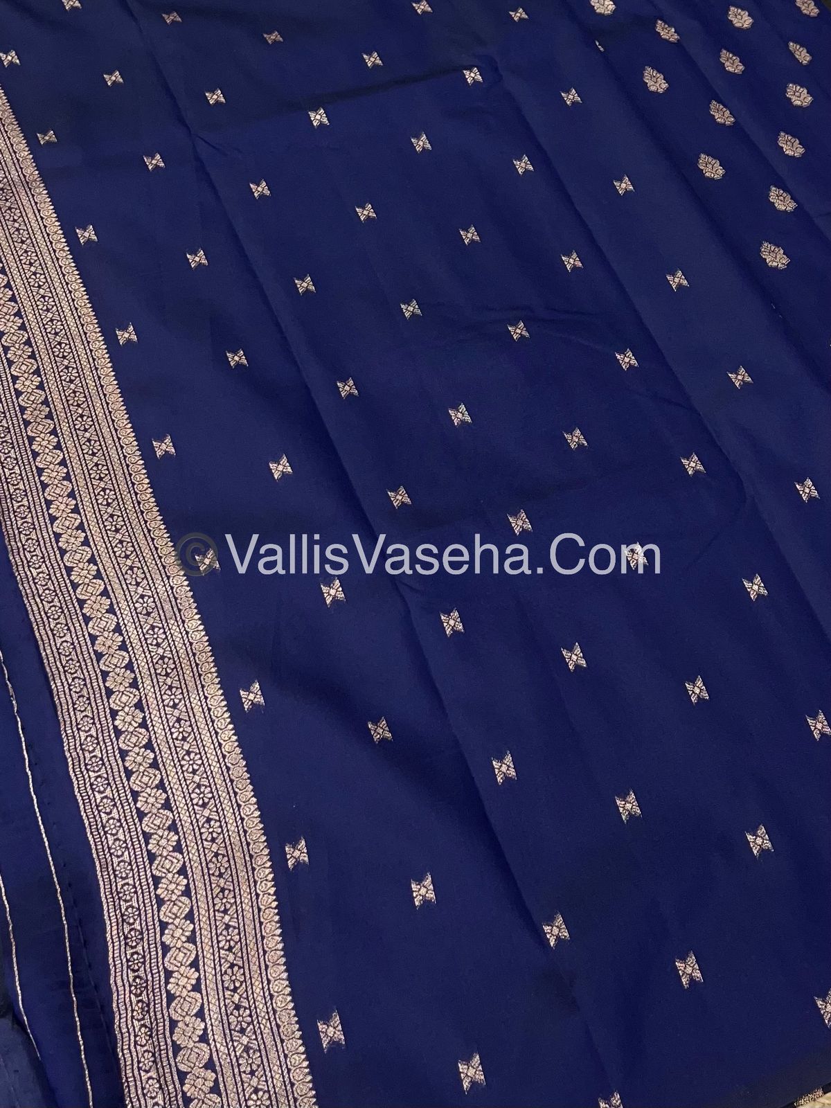 Semi Soft Silk - Peacock Butta Border - Blue Shade -VVSSS014