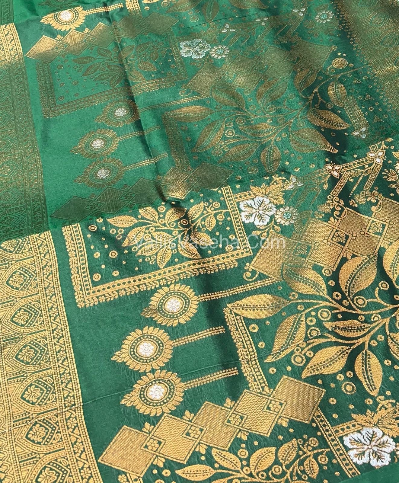 Semi Soft Silk - Border less - Green Shade -VVSSS007