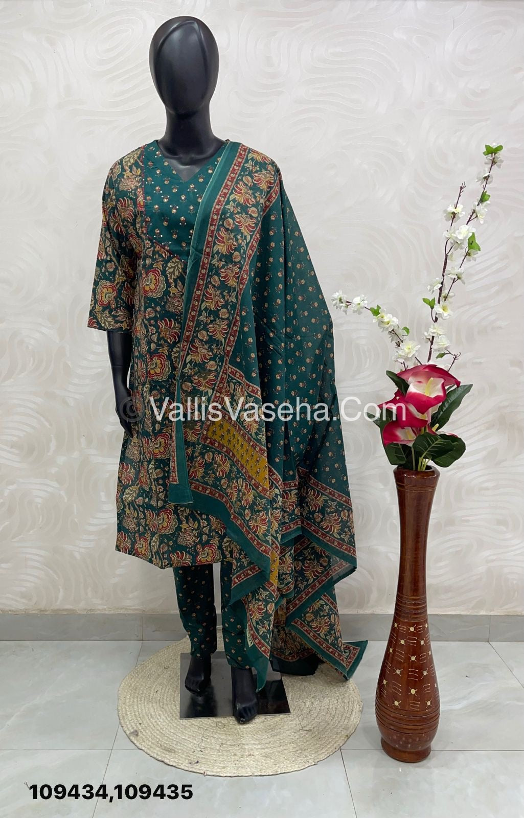 Ready Made - Salwar, Kameez & Duppatta(3pc) -Printed - VVRS301