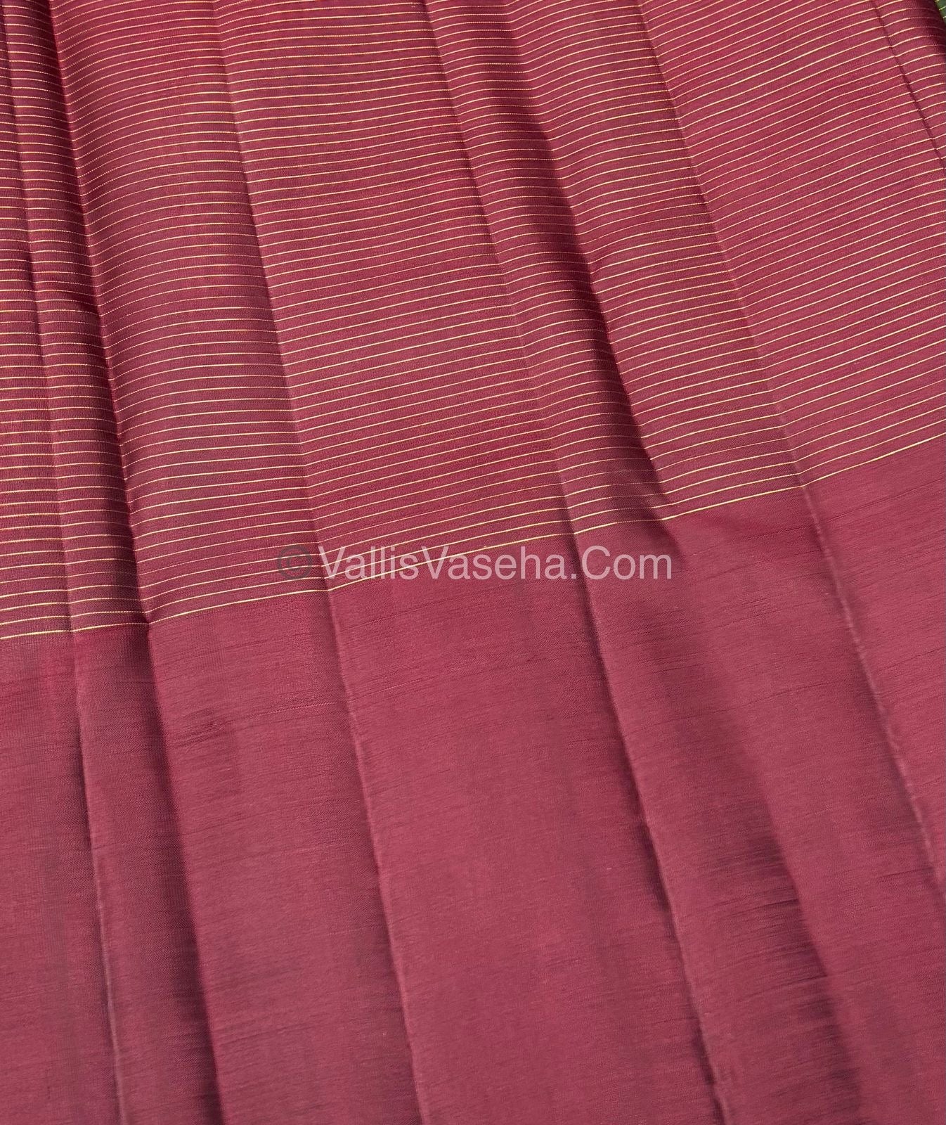 Pure Kanchipuram Silk Saree - Green & Maroon Shade - VVPS024