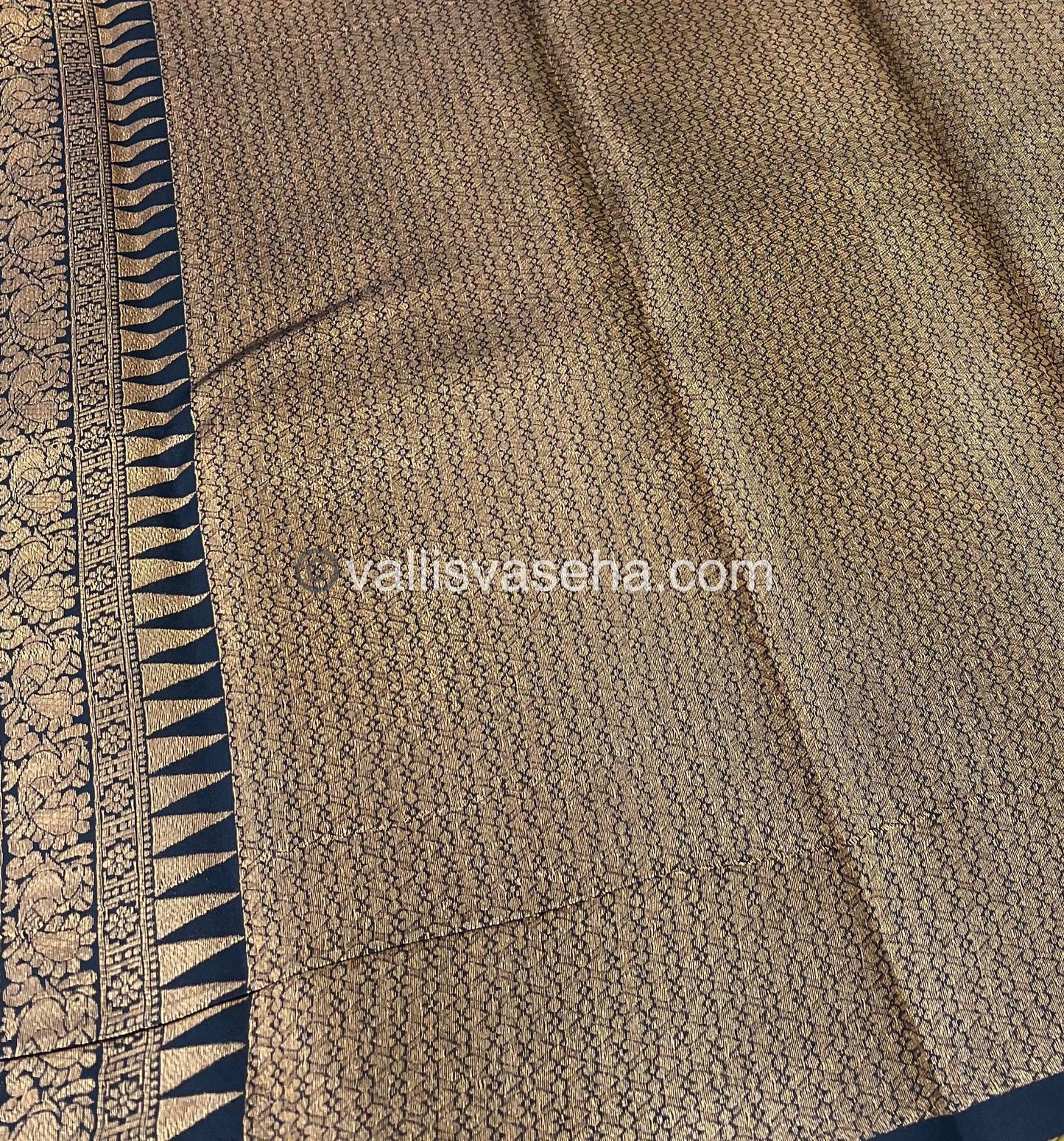 Kanchi Semi Silk - Mayil & Chakkaram design - Yellow with Black - VVKSS001