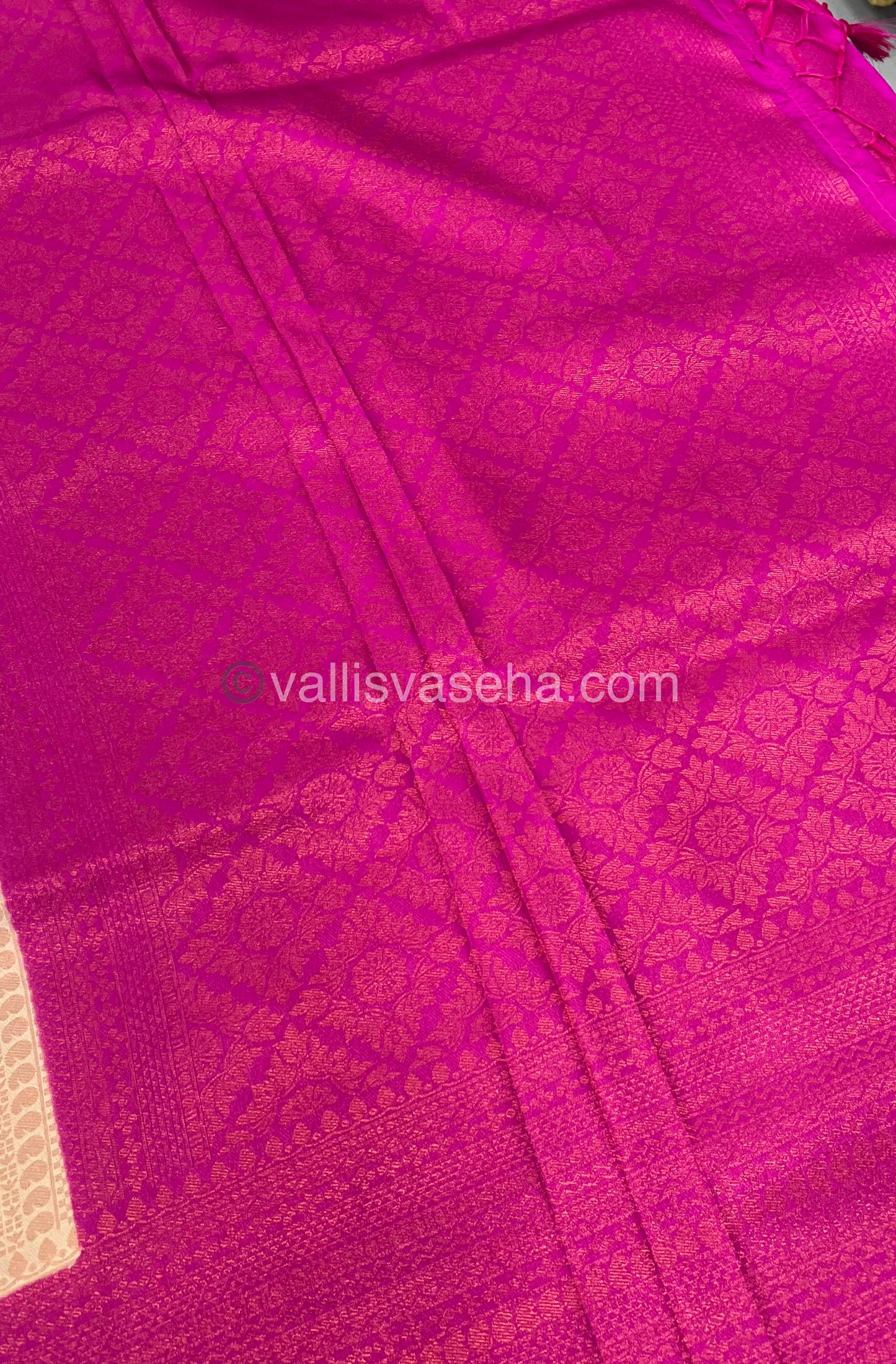 Softy Silk Saree - VVAADI30 - 30% less