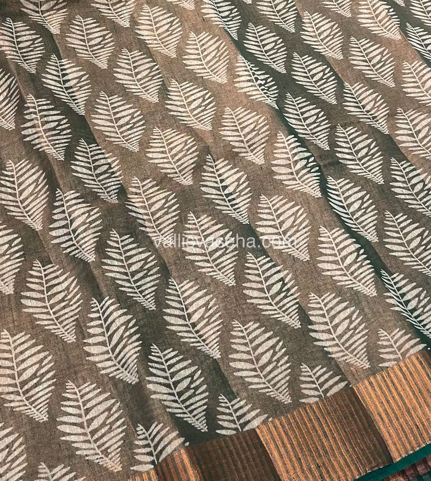 Semi Tussar Silk - Dark Green Shade - VVSTS001
