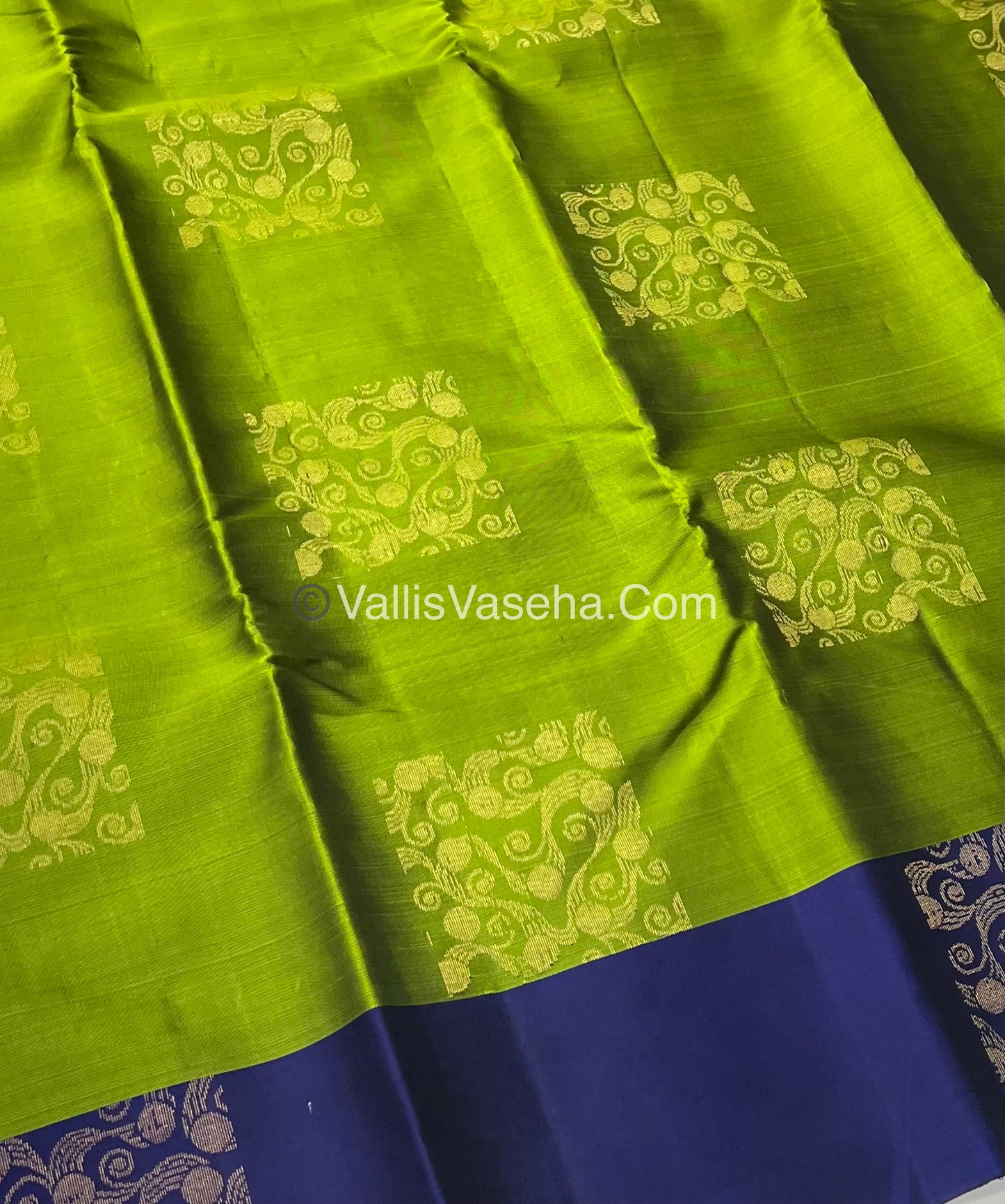 Half Mix - Pure Soft Silk Saree - VVPSS030
