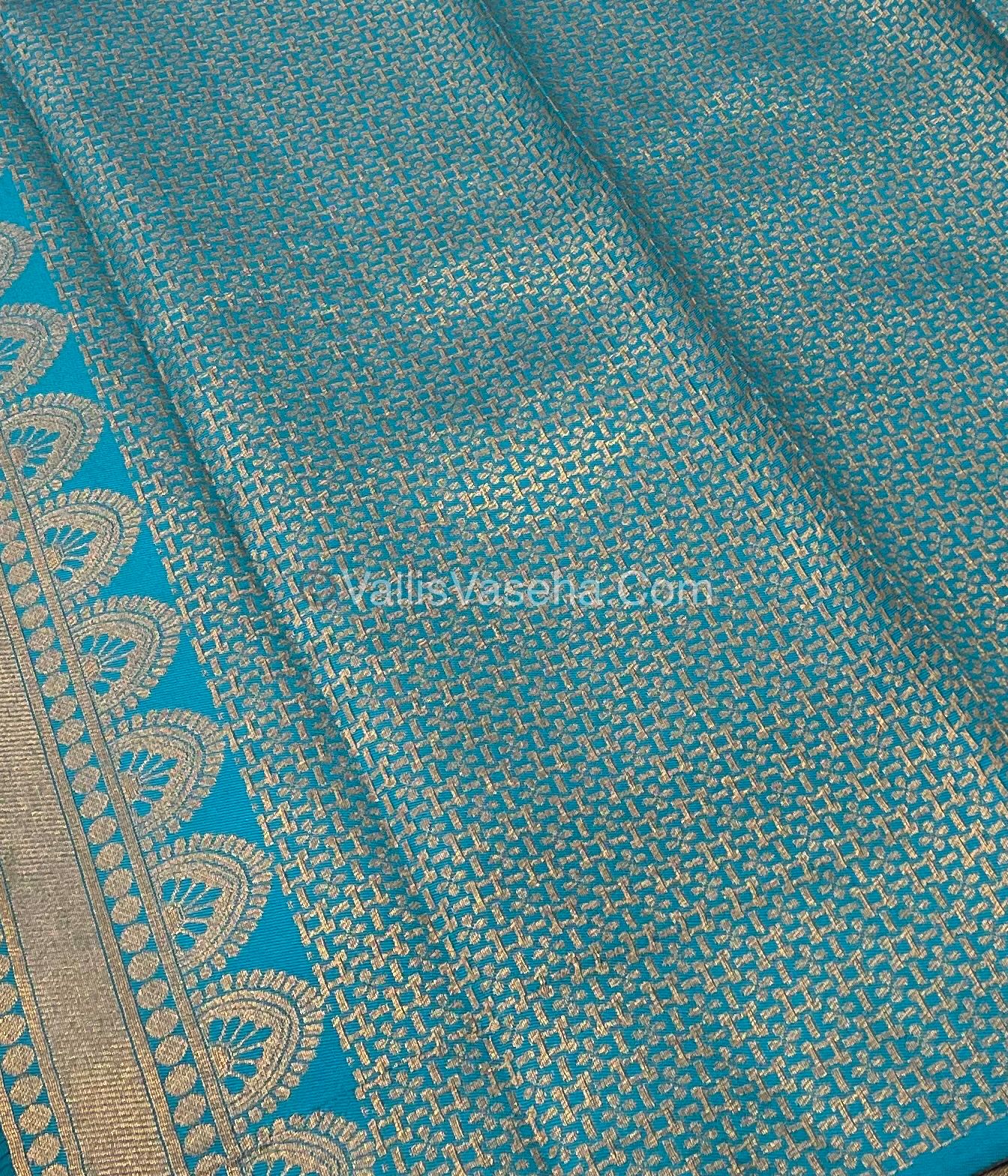 Kanchi Semi Silk - Yellow with Blue - VVKSS003