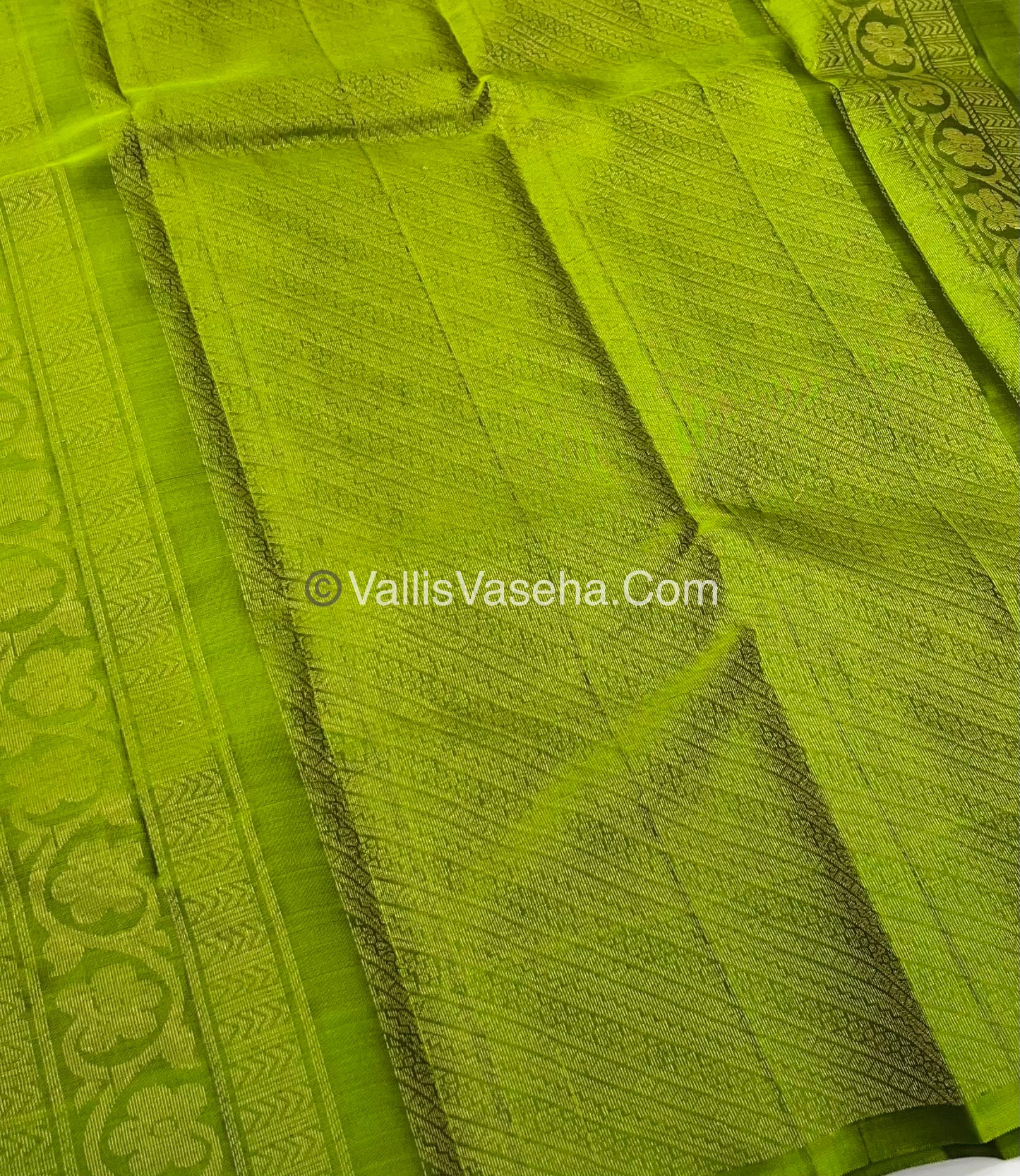 Half Mix - Pure Soft Silk Saree - VVPSS030