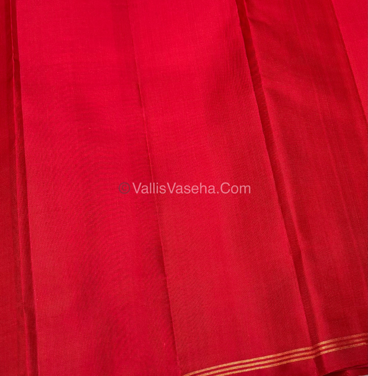 Pure Kanchipuram Silk Saree - Red Shade - VVPS021