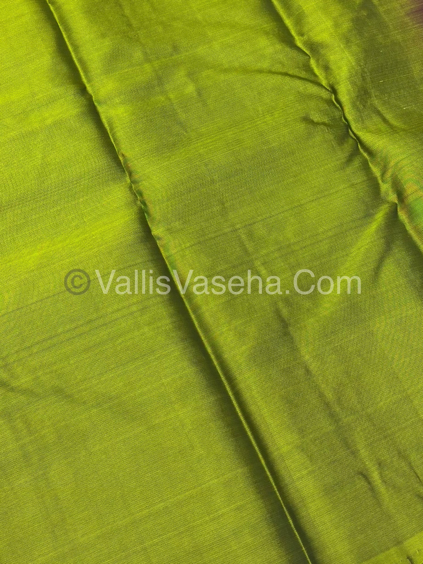Half Mix - Pure Soft Silk Saree - VVPSS043