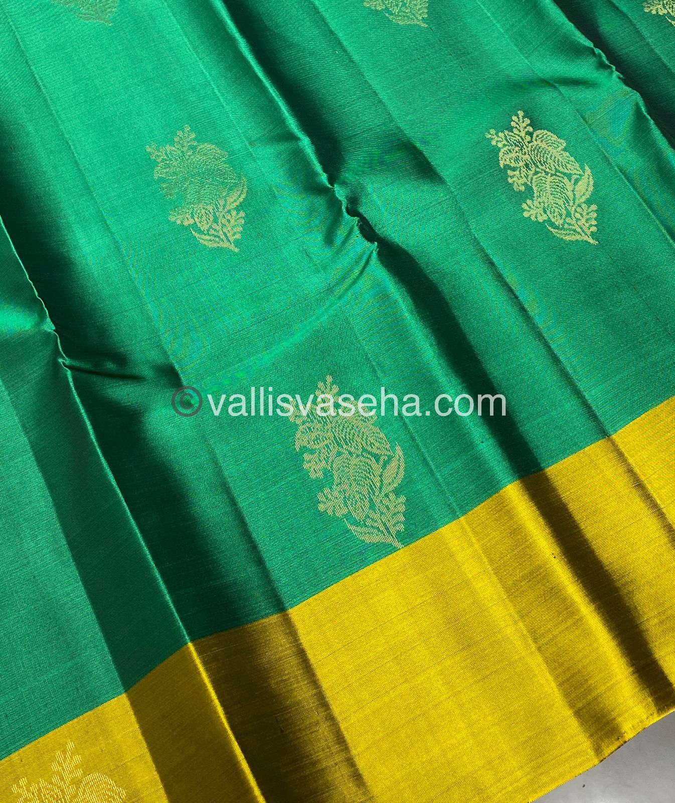 Half Mix - Pure Soft Silk Saree - VVPSS030