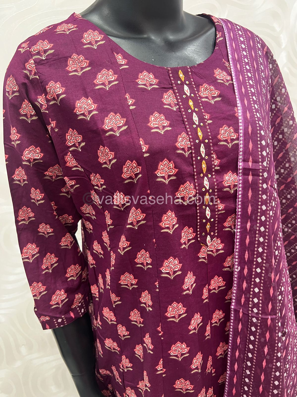 Ready Made - Anarkali - Salwar, Kameez & Duppatta(3pc)- Printed Cotton - VVAS003