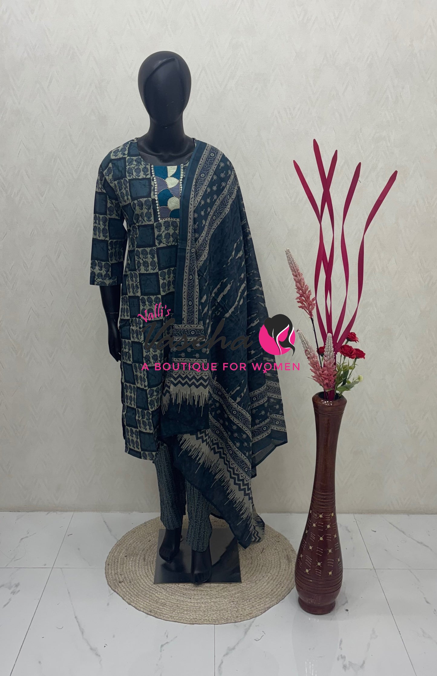 Ready Made - Salwar, Kameez & Duppatta(3pc)- Cotton - VVRMS021