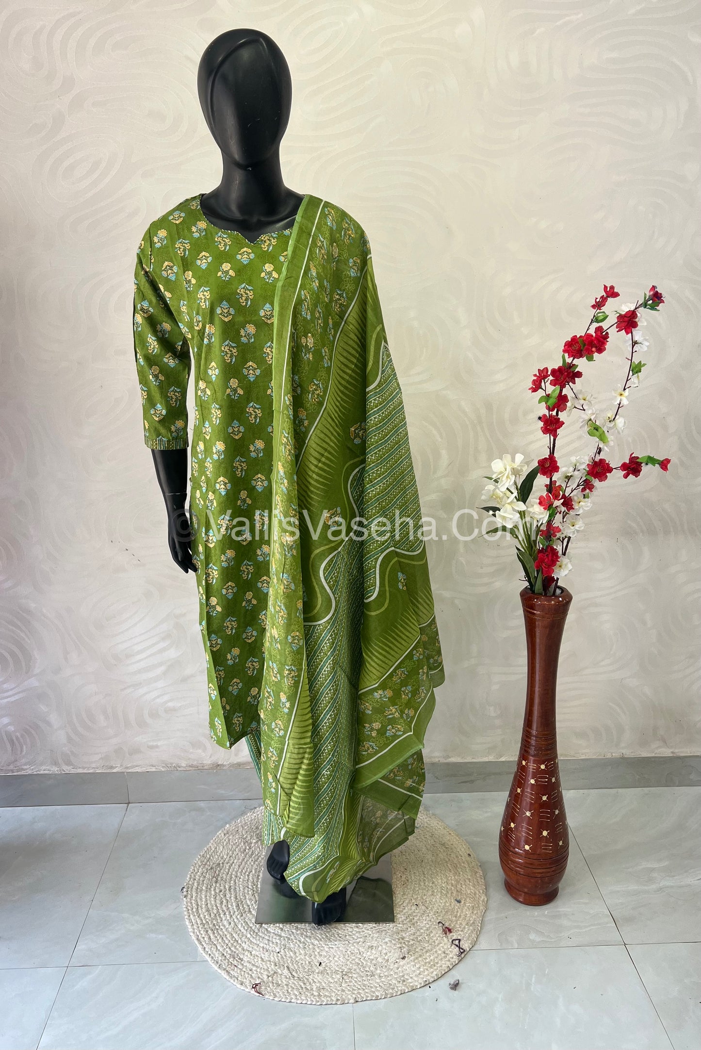 Ready Made - Salwar, Kameez & Duppatta(3pc) - Printed - VVRBS005