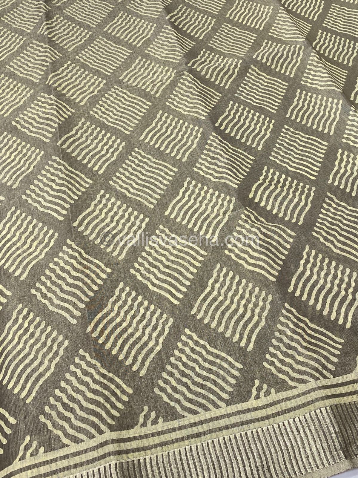 Semi Tussar Silk - Greensih Grey Shade - VVSTS007