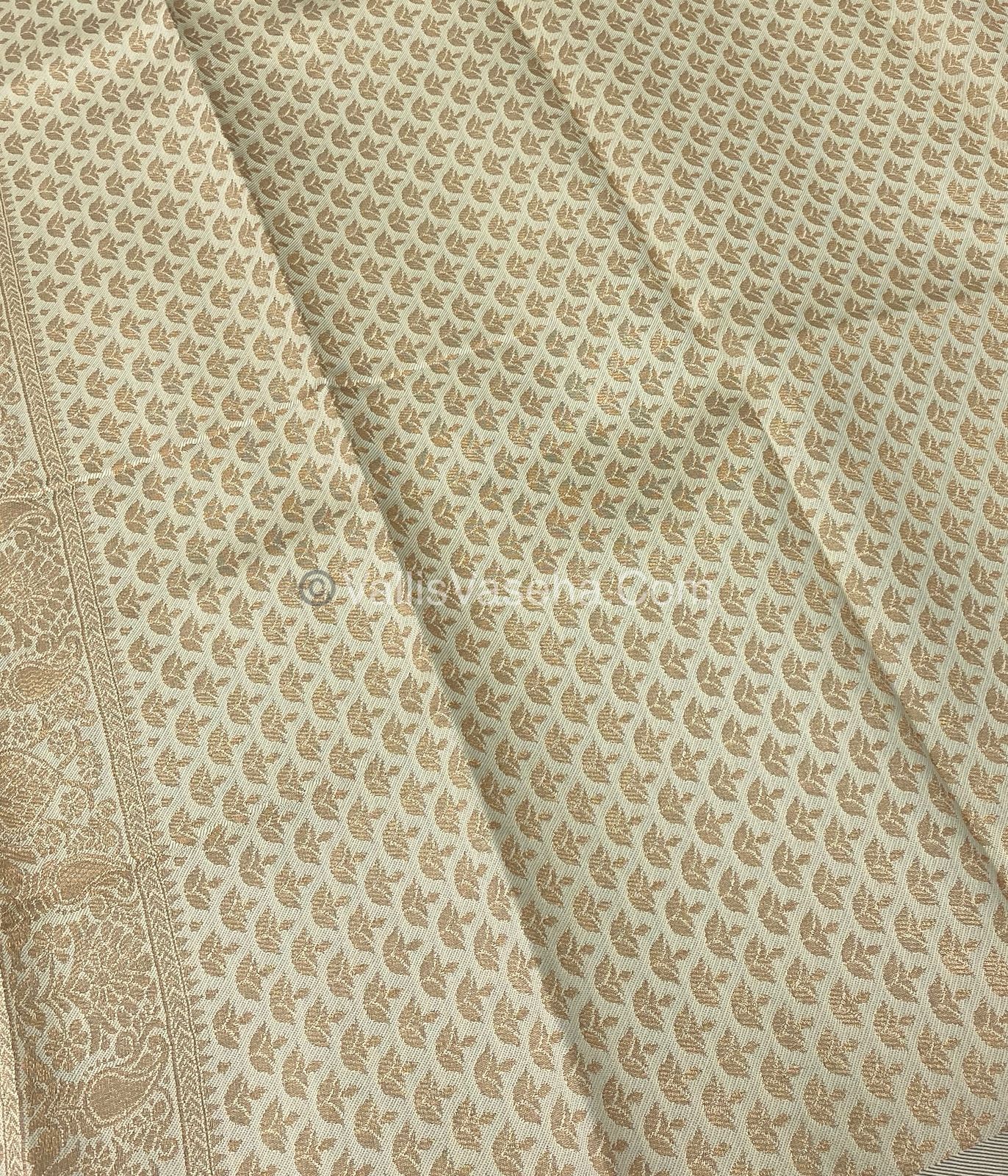 Kanchi Semi Silk - Green with Cream VVKSS001