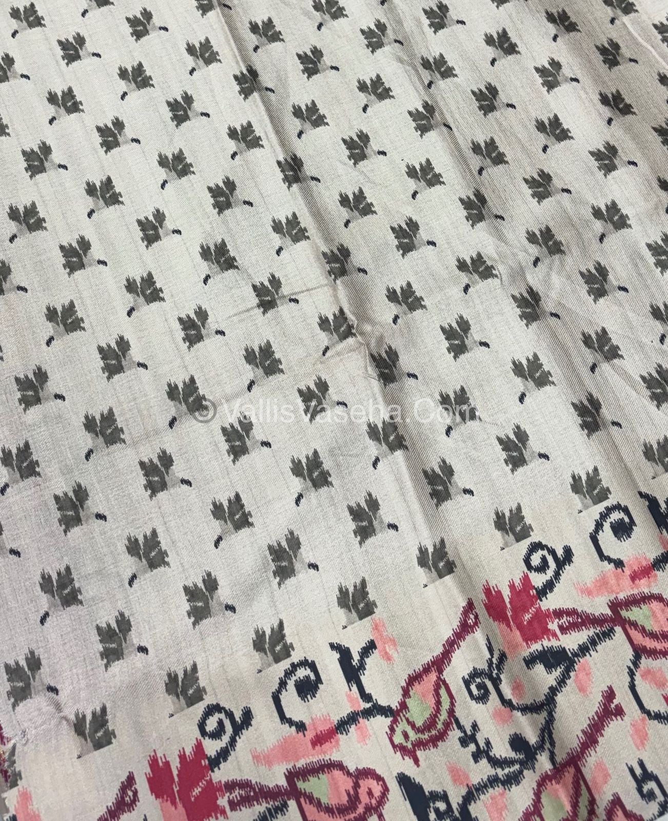 Semi Tussar Silk - Maroon With Cream Shade - VVSTS039