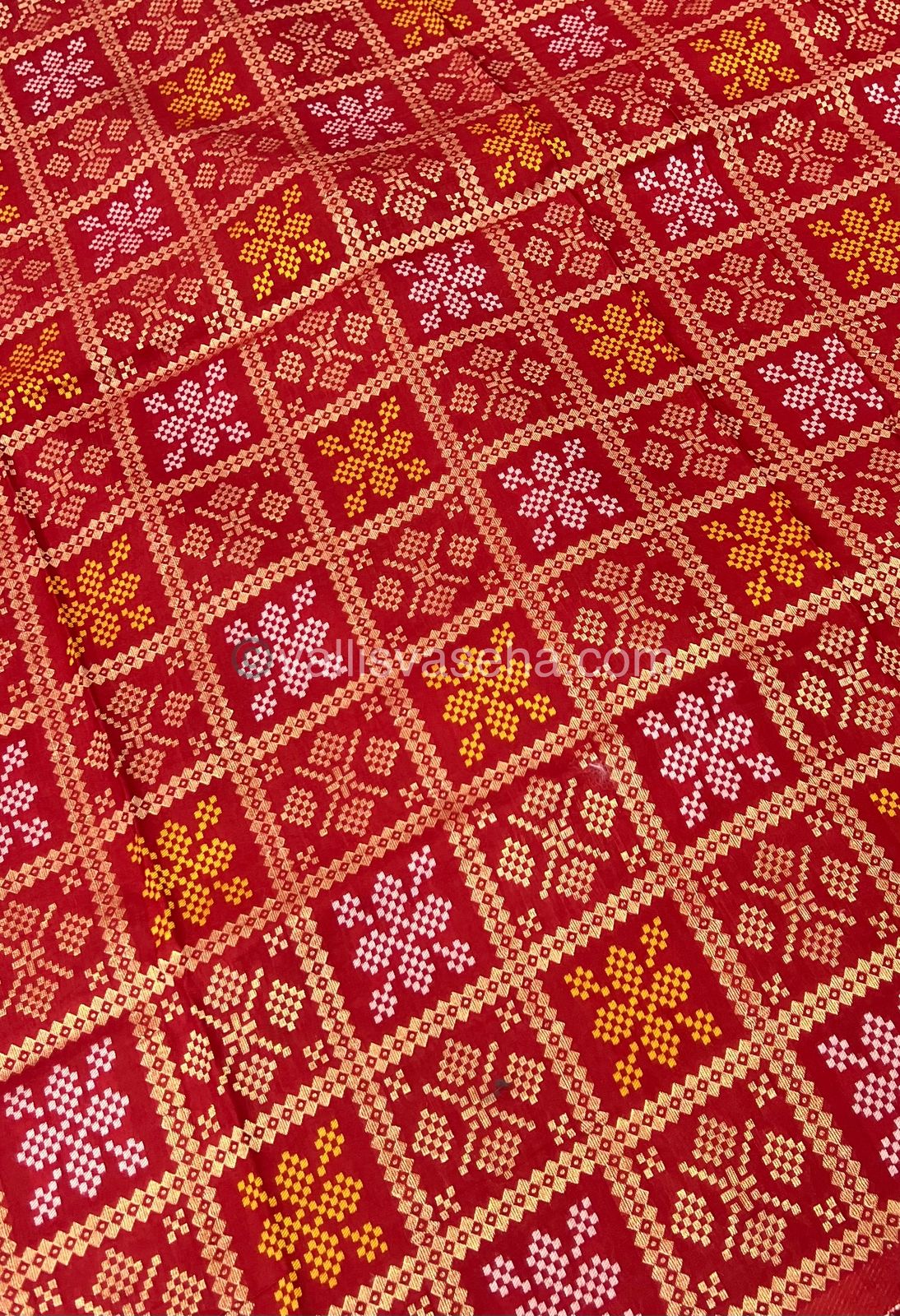 Russian Viscose - Premium Viscose Saree - Retta Petta Border- VVRVS002