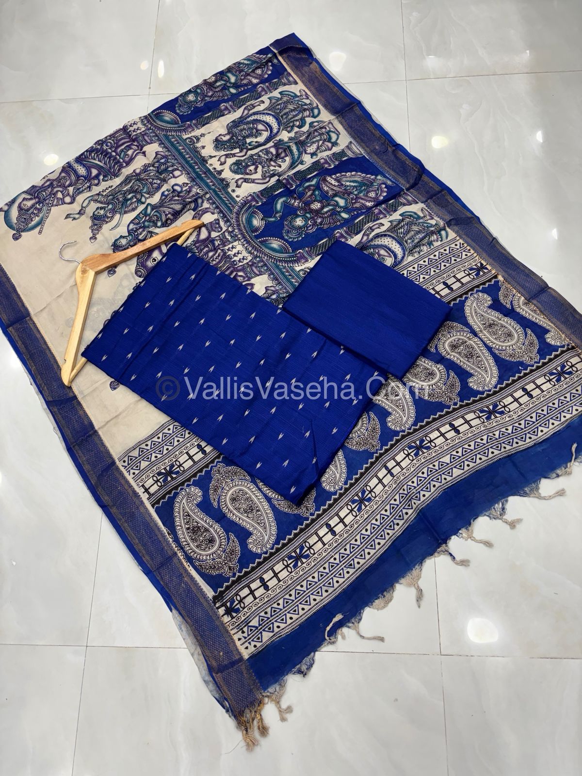 Unstitched Salwar Material -Raw Silk - Green Shade & Nizam Border Duppatta - VVUSM010