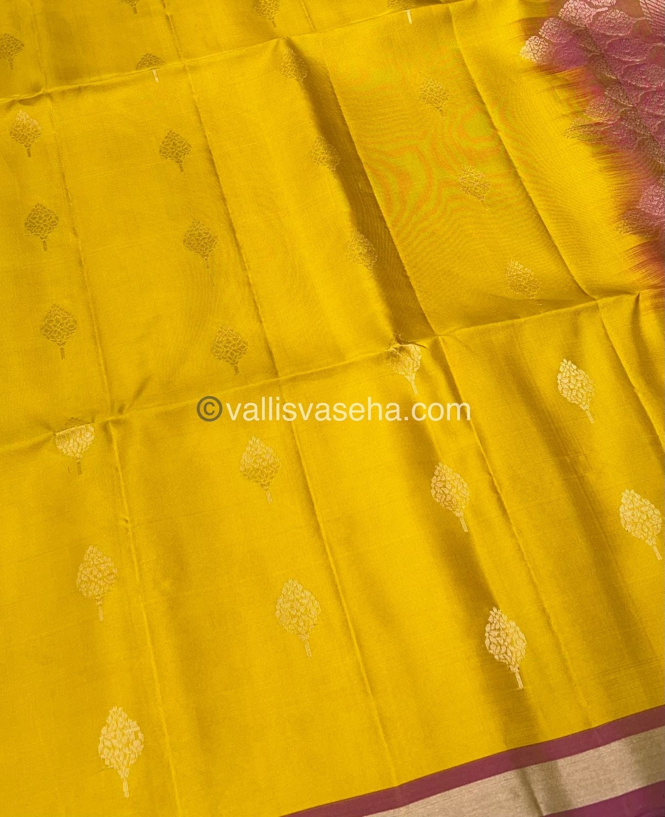 Pure Soft Silk Saree -Half Gold Zari Border - VVPSS032