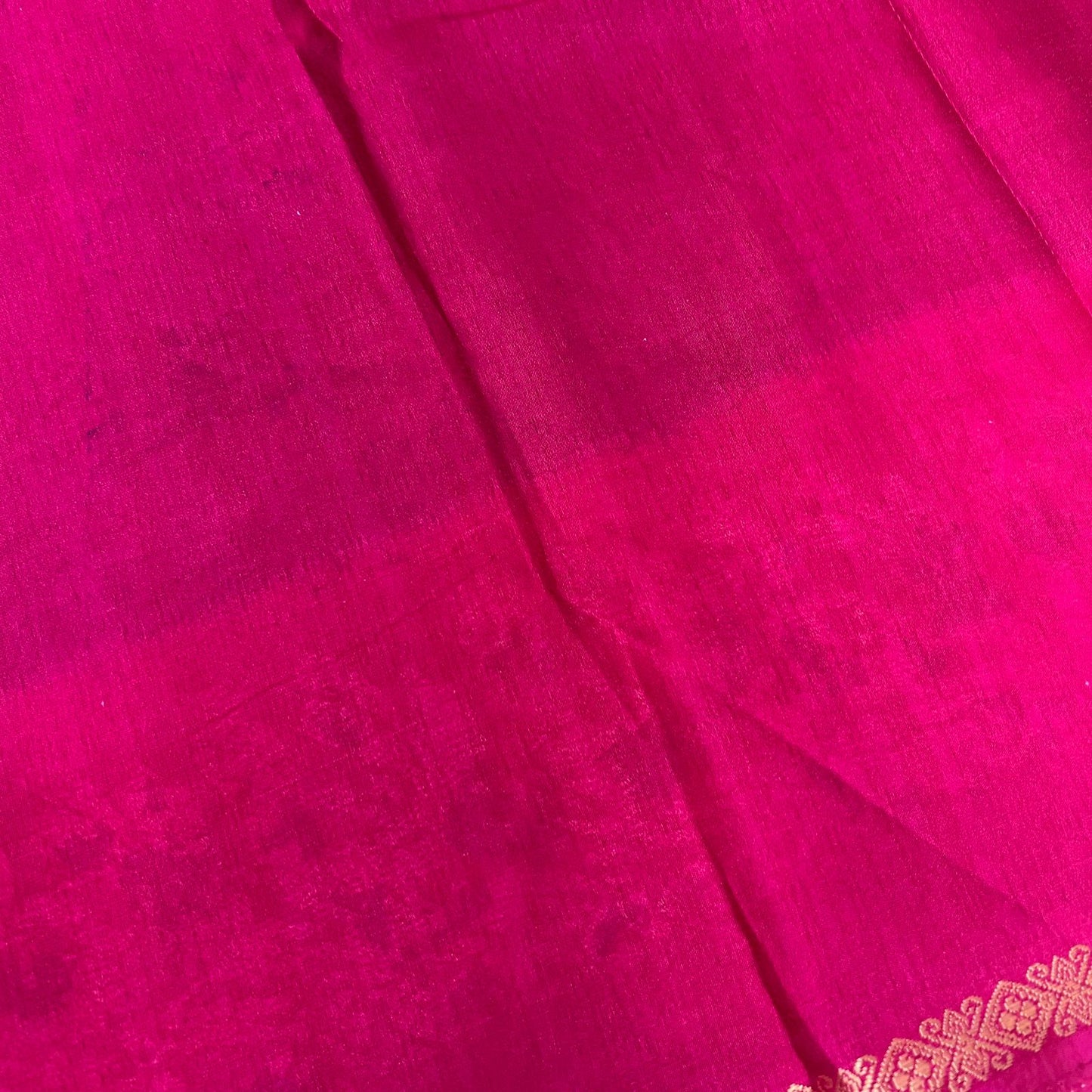 Budget Friendly Sarees - Casual Wear Sarees - Crackle Silk - VVCS002