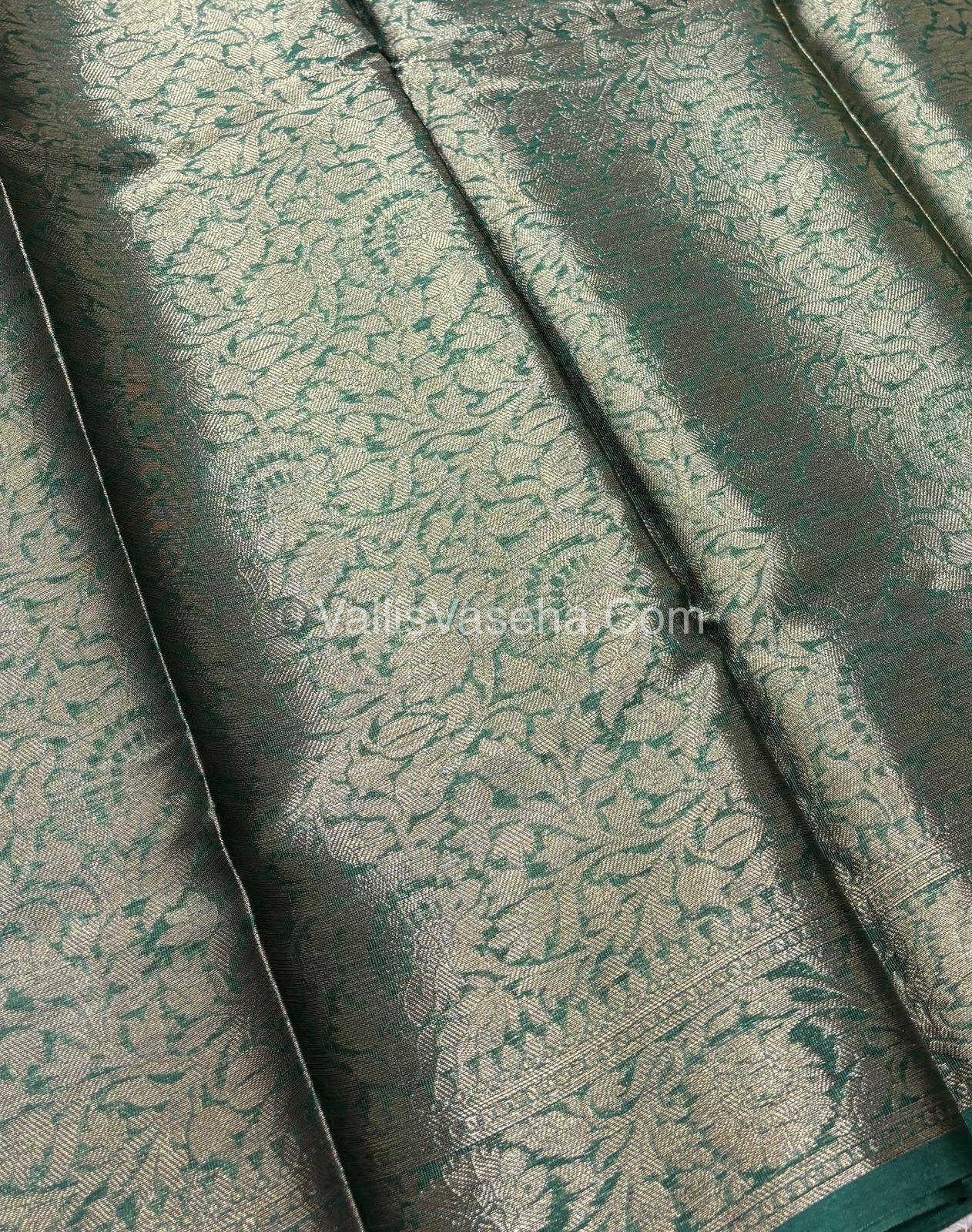 50% less - Offer Saree - Banarasi Saree - VVDS003