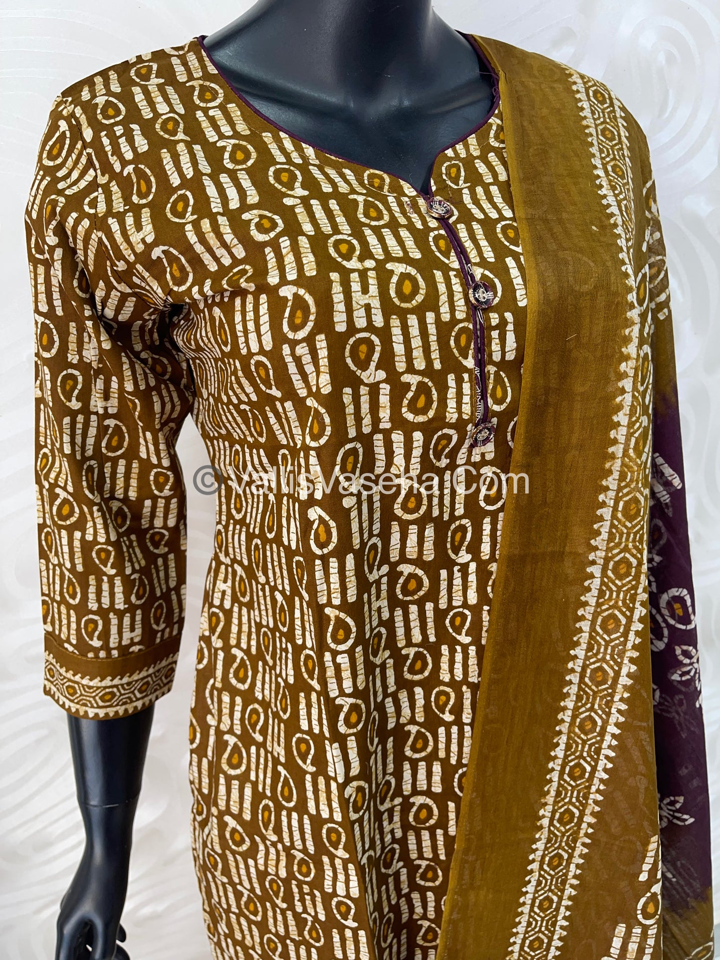 Ready Made - Salwar, Kameez & Duppatta(3pc) - Batik Printed - VVRBS001