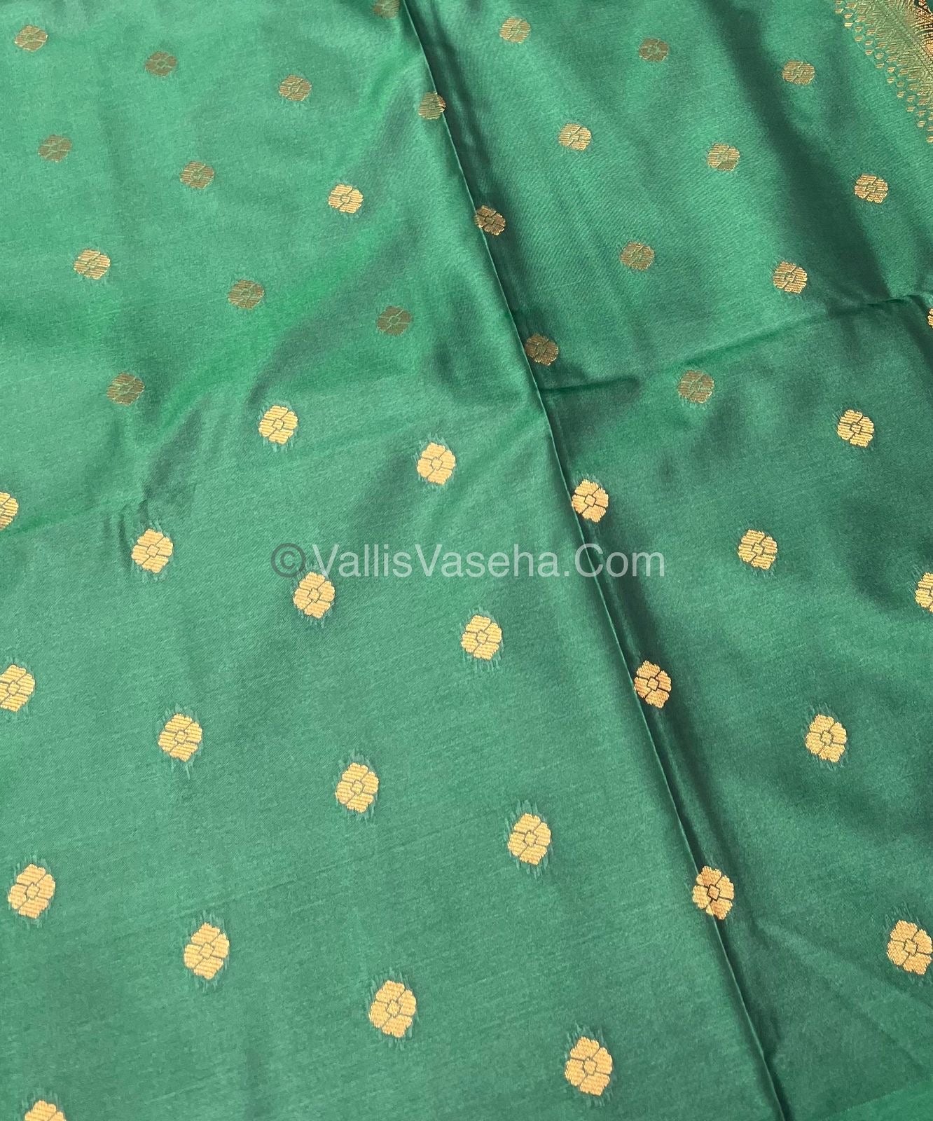 Semi Soft Silk - Border less - Green Shade -VVSSS007