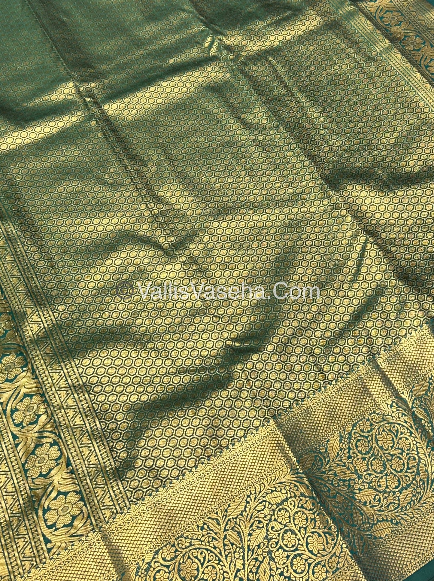 Semi Kanchipuram Silk - Green shade - Semi Bridal - VVSKS002