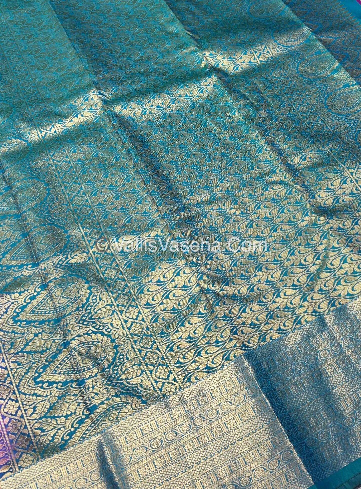 Semi Kanchipuram Silk - Vairavoosi Pattern - VVSKS001