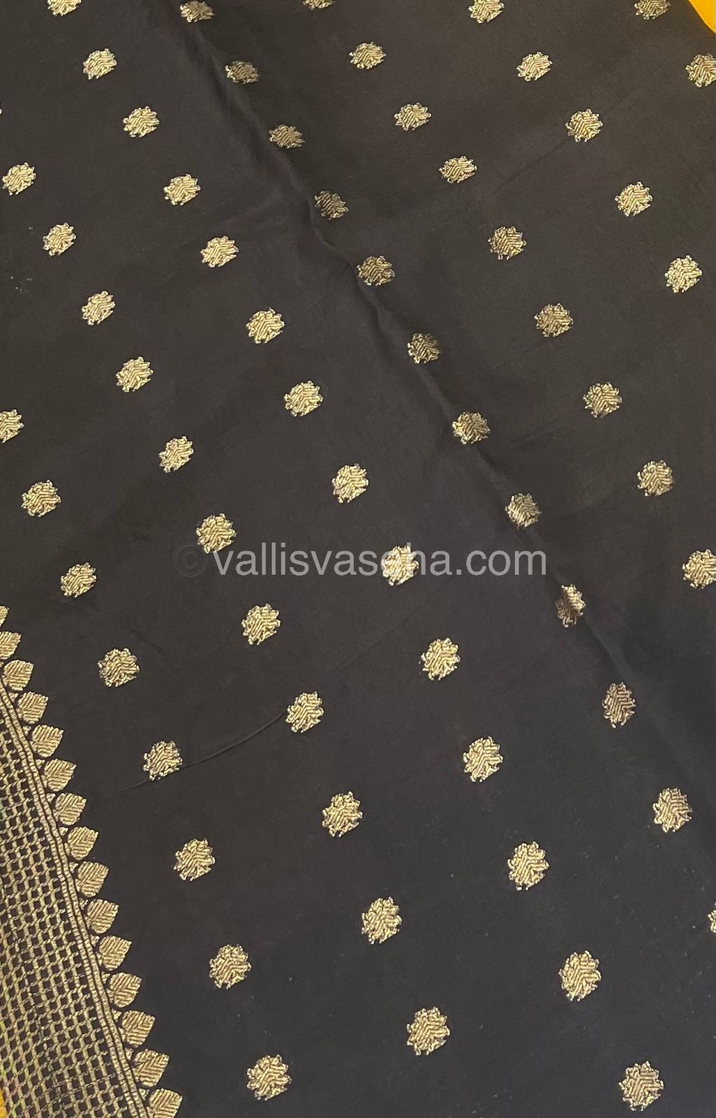 Russian Viscose - Premium Viscose Saree - VVRVS001