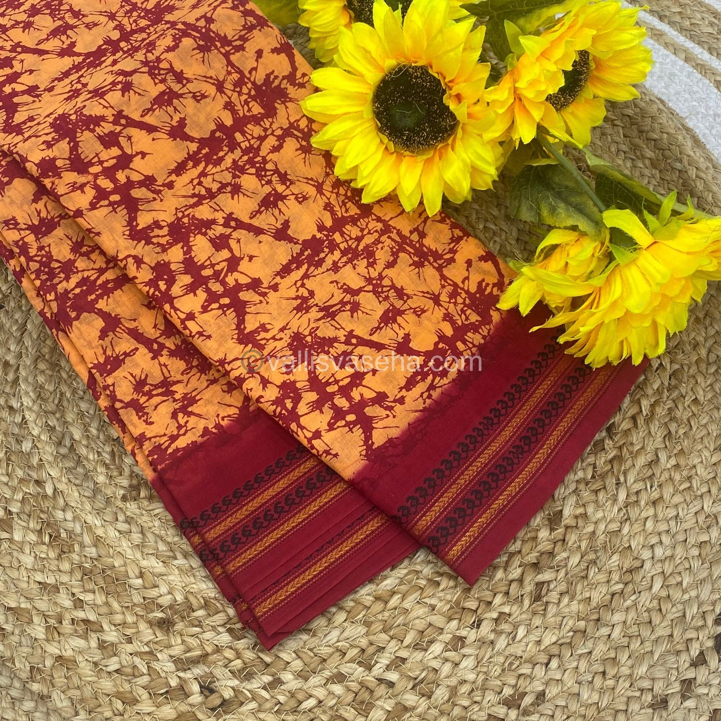 Sungudi Cotton Saree | Cloud Print - Peachish Orange with Pinkish Maroon Shade - VVSCV004