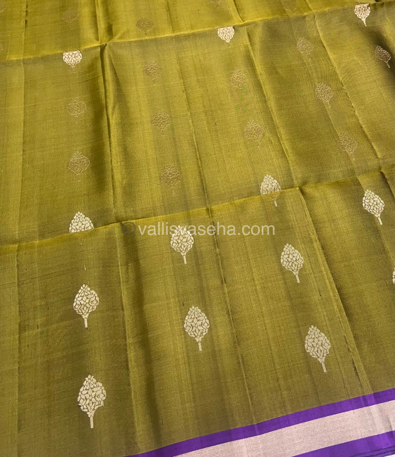 Pure Soft Silk Saree -Half Gold Zari Border - VVPSS032